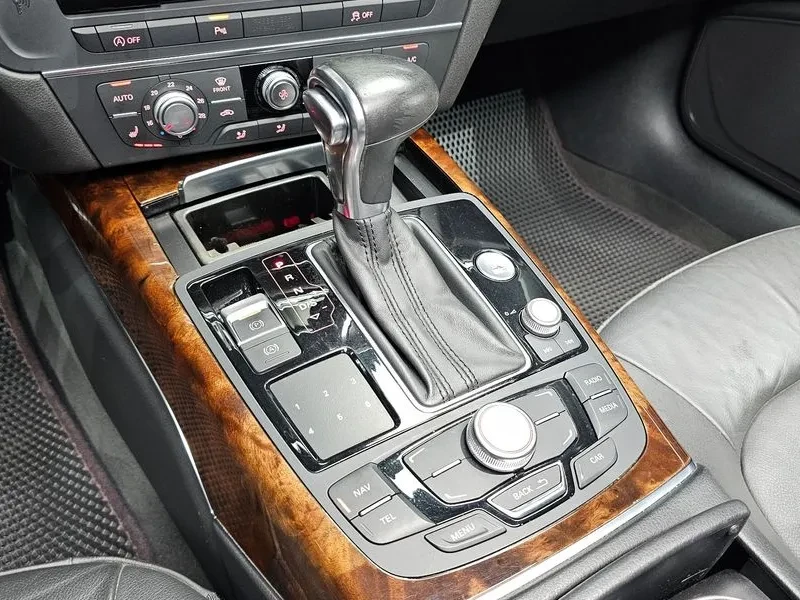 Audi A6, снимка 9 - Автомобили и джипове - 56159181