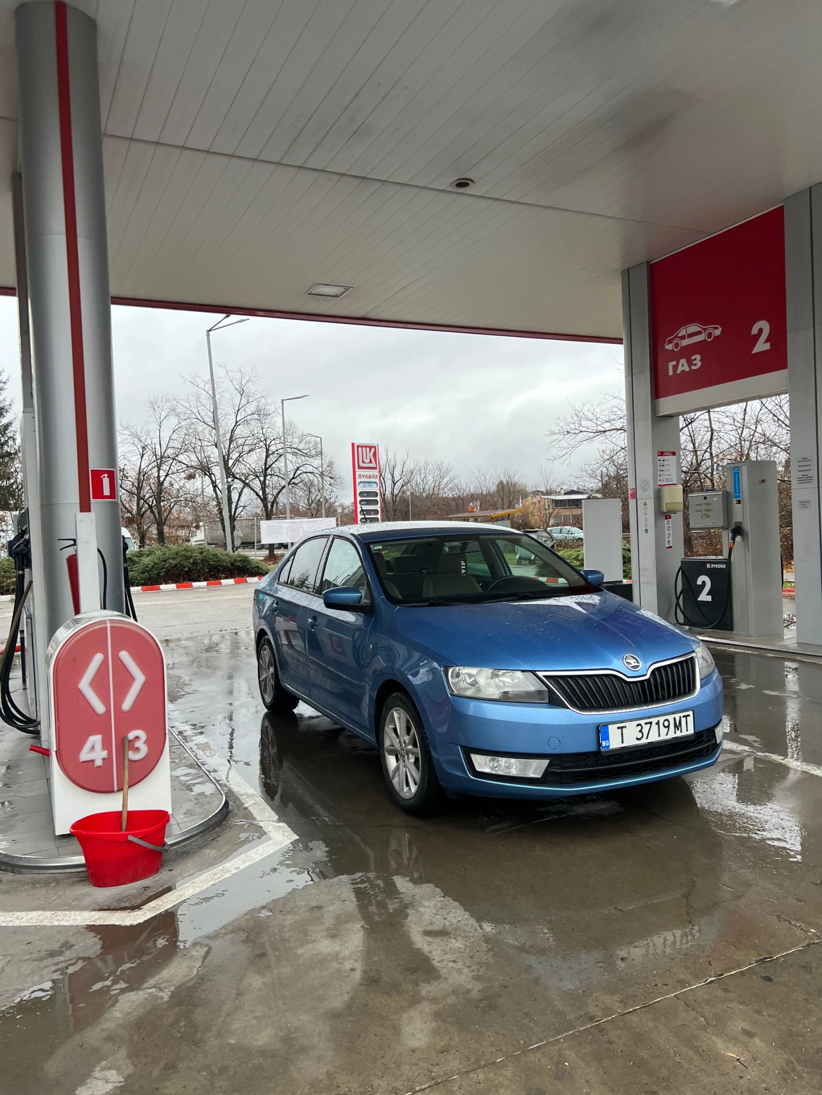 Skoda Rapid 1.4TSI - изображение 2