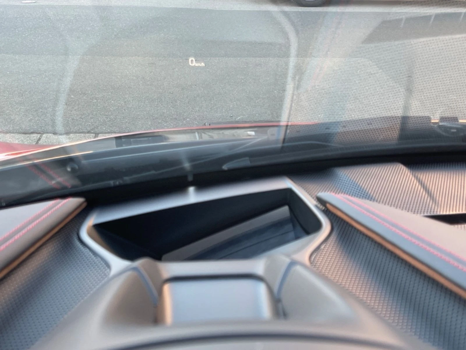 Ferrari SF 90 STRADALE| LEDS| LOGO| 360CAM| CARPLAY | Mobile.bg   11