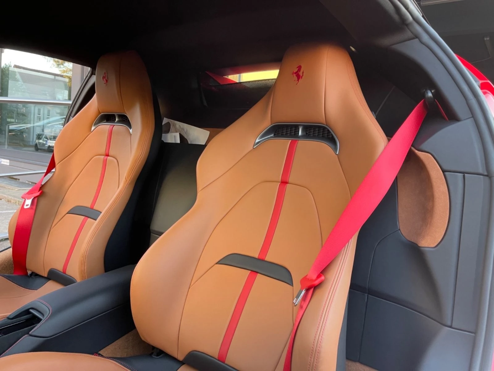 Ferrari SF 90 STRADALE| LEDS| LOGO| 360CAM| CARPLAY | Mobile.bg   15