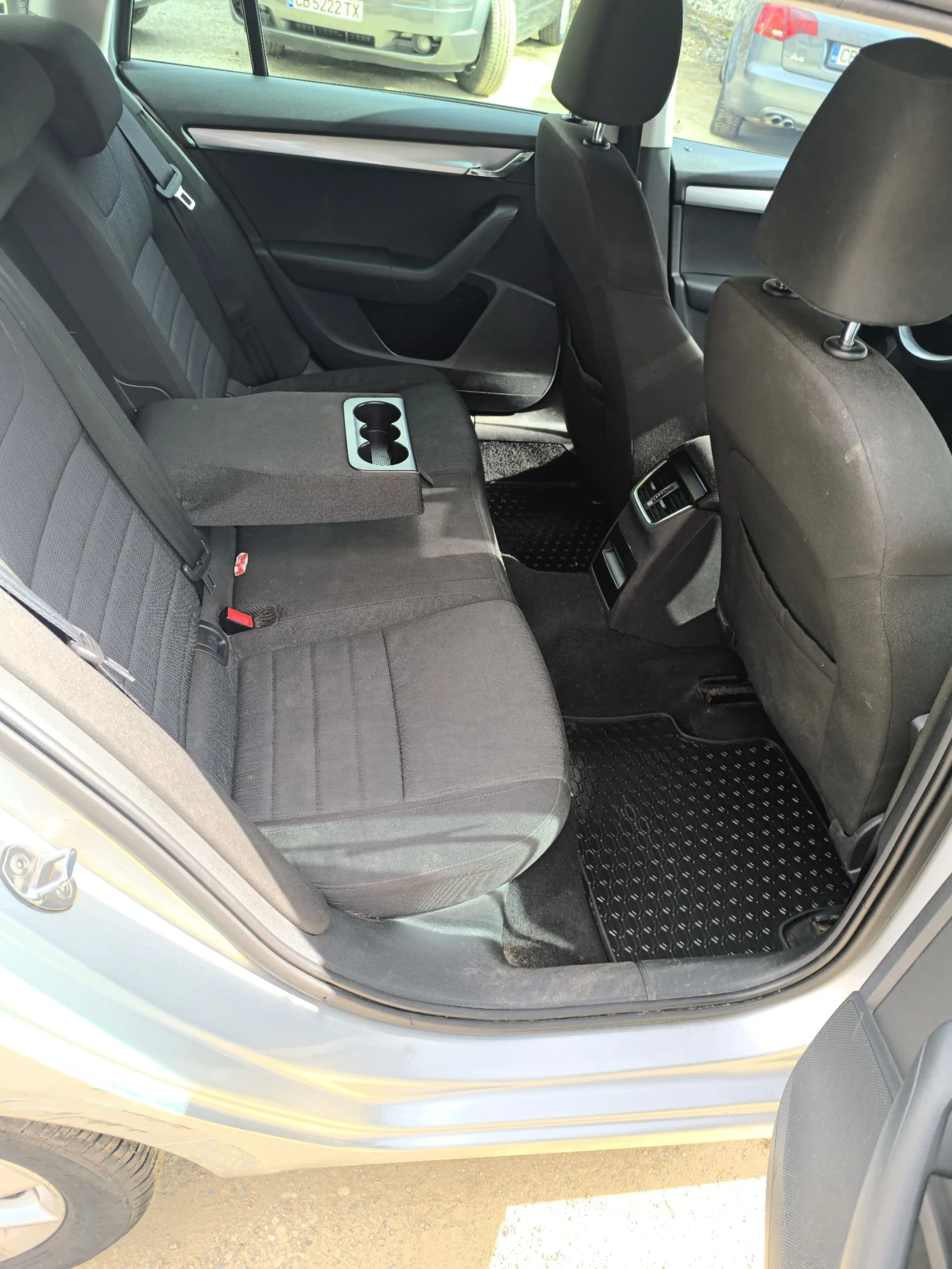 Skoda Octavia   | Mobile.bg   12