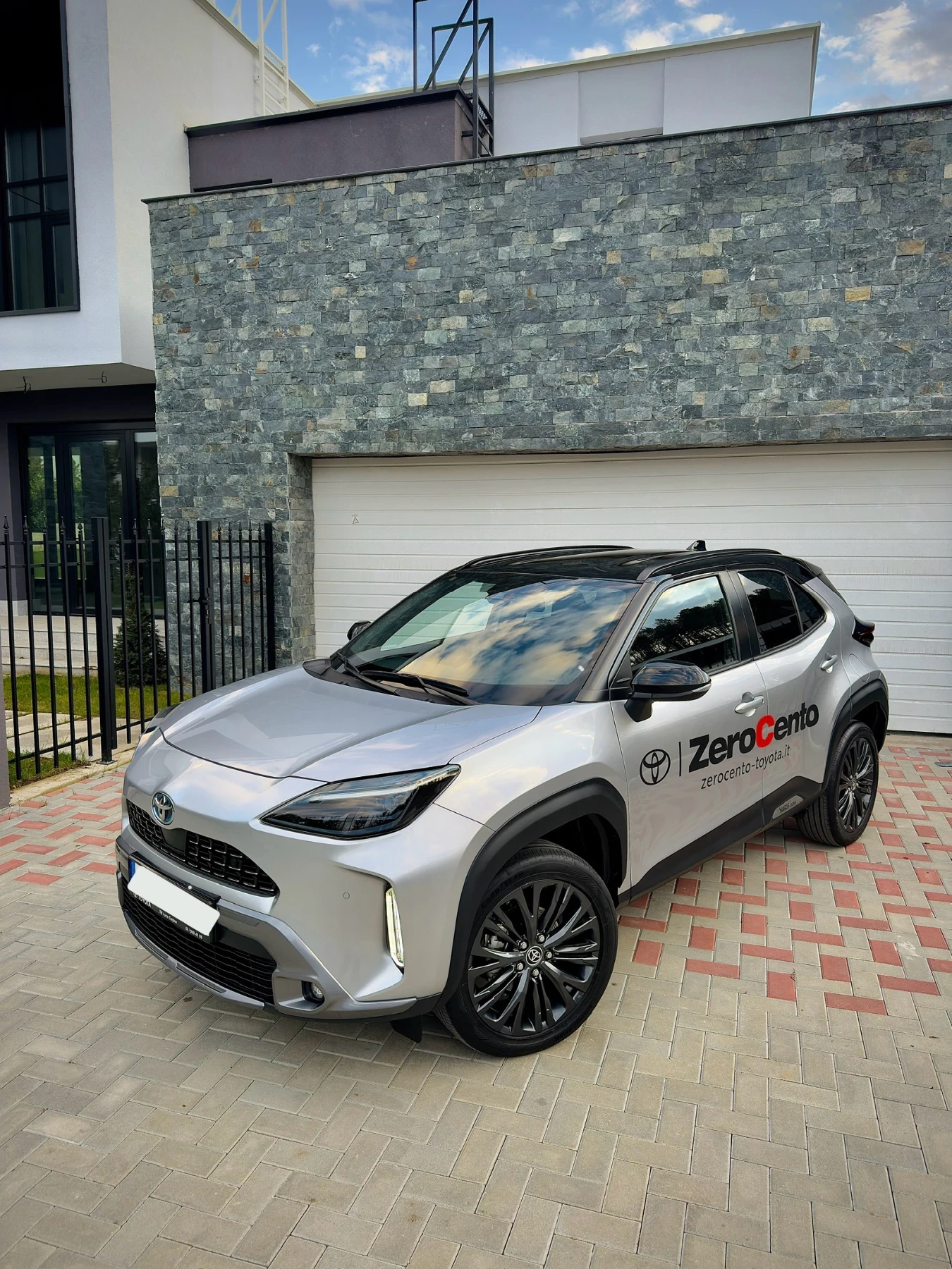 Toyota Yaris Cross Adventure /   / 10    | Mobile.bg   1