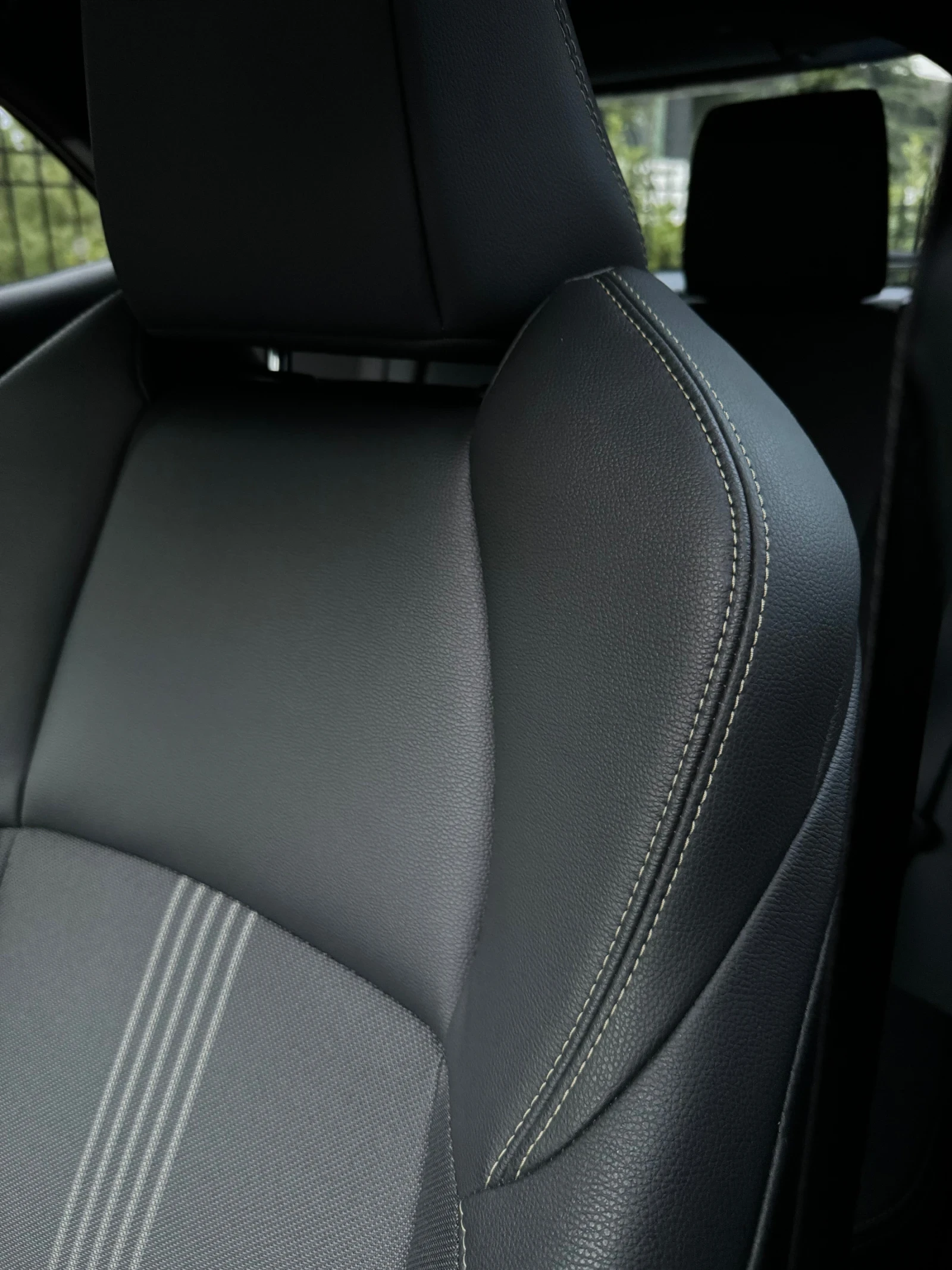 Toyota Yaris Cross Adventure / Кожен интериор / 10 години ГАРАНЦИЯ  - изображение 10