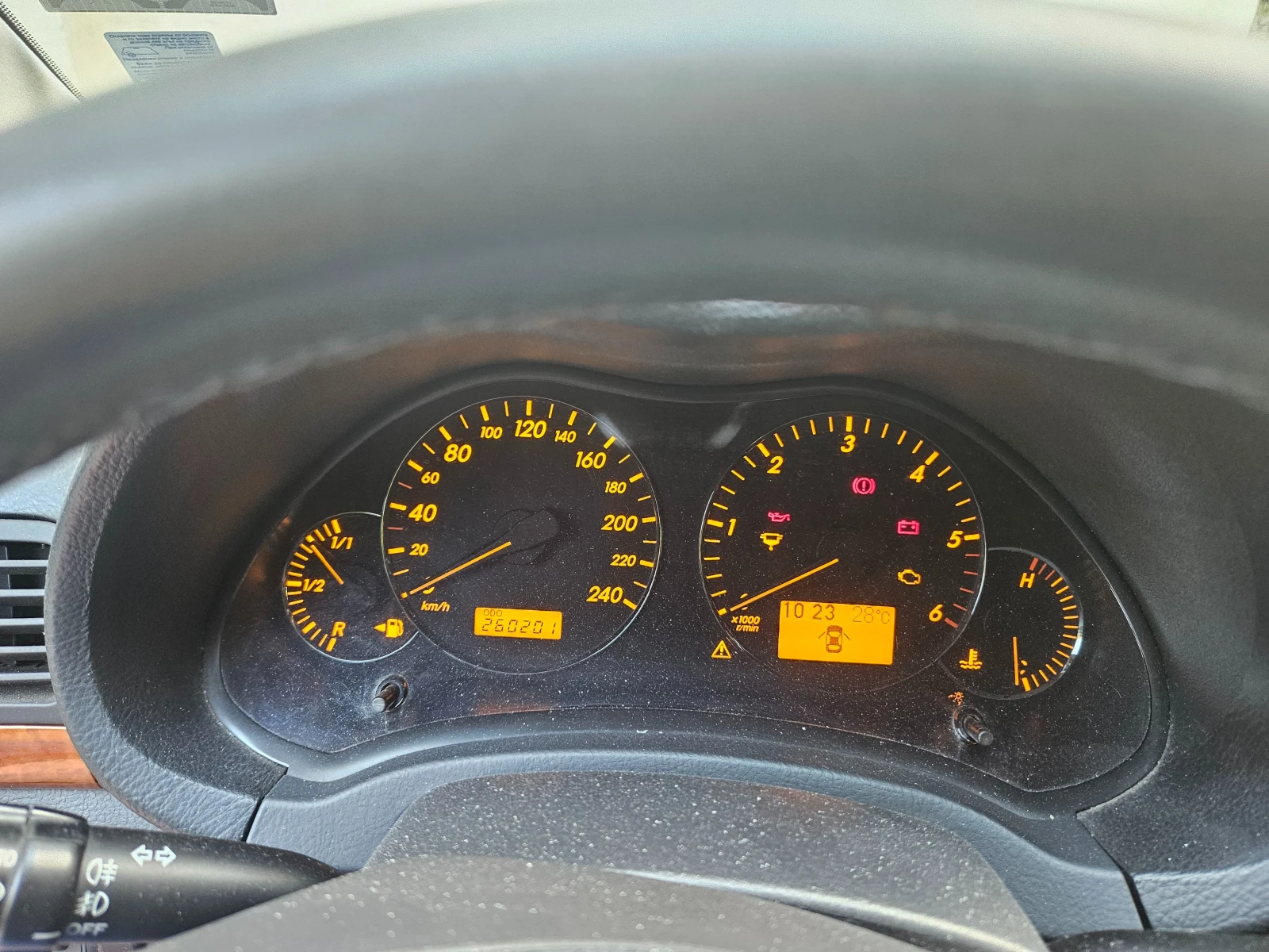 Toyota Avensis T25/ADT(LD) - изображение 6