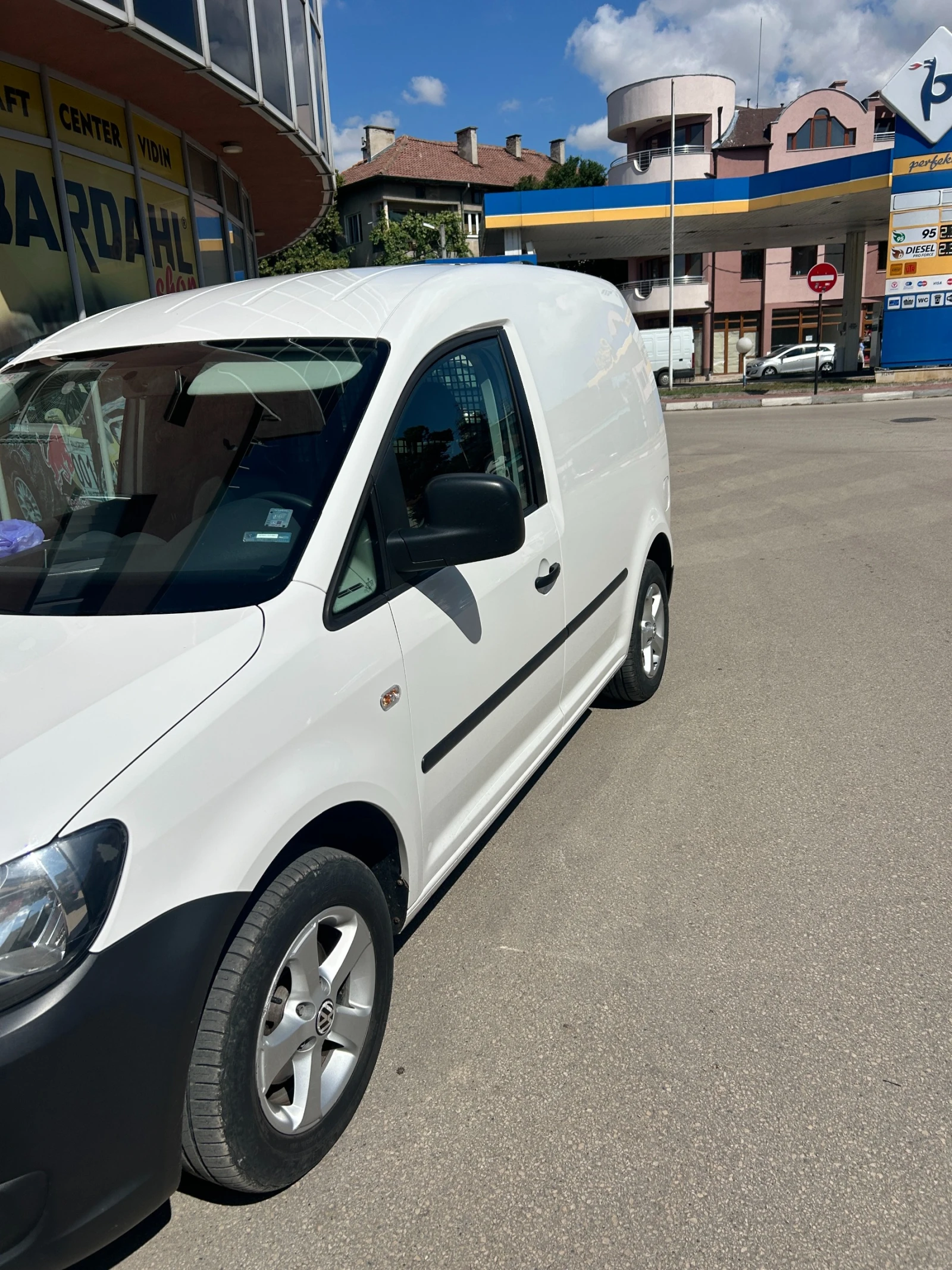 VW Caddy  - изображение 3