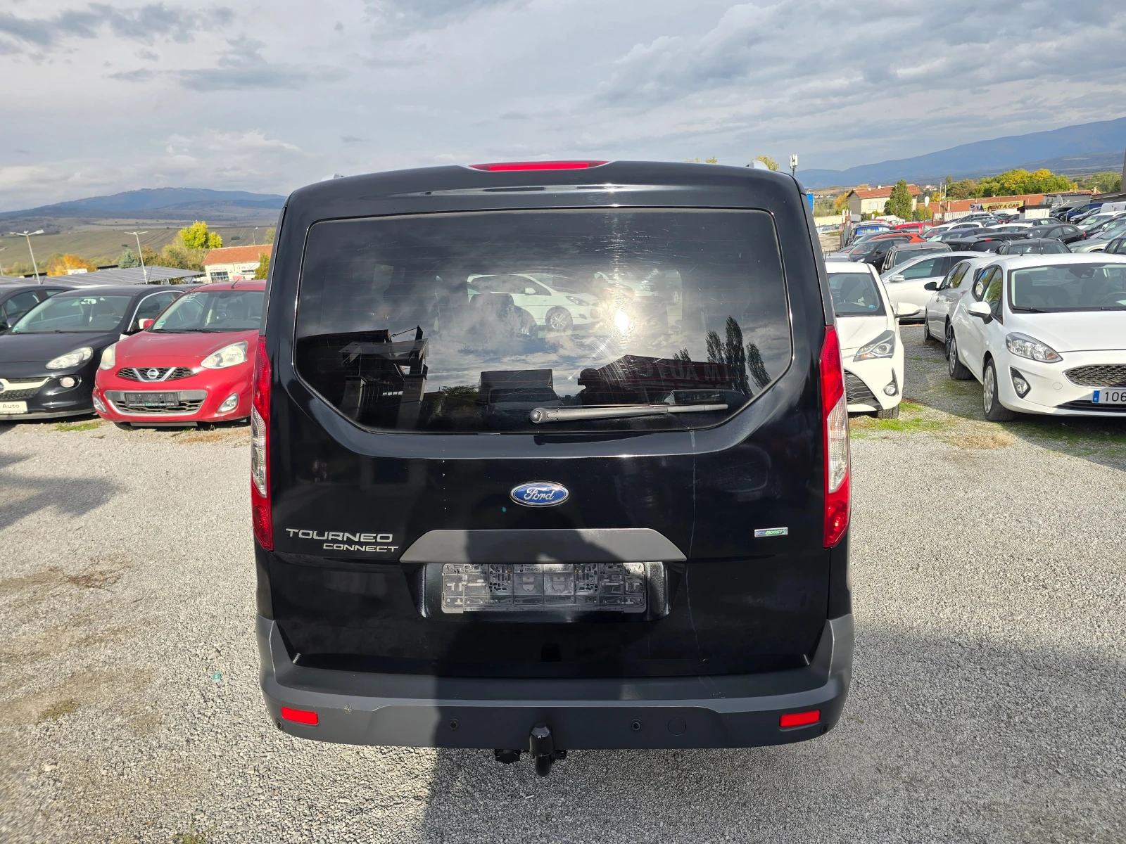 Ford Tourneo Connect 1.0i-100k.c-NAVI-EURO6 - изображение 6