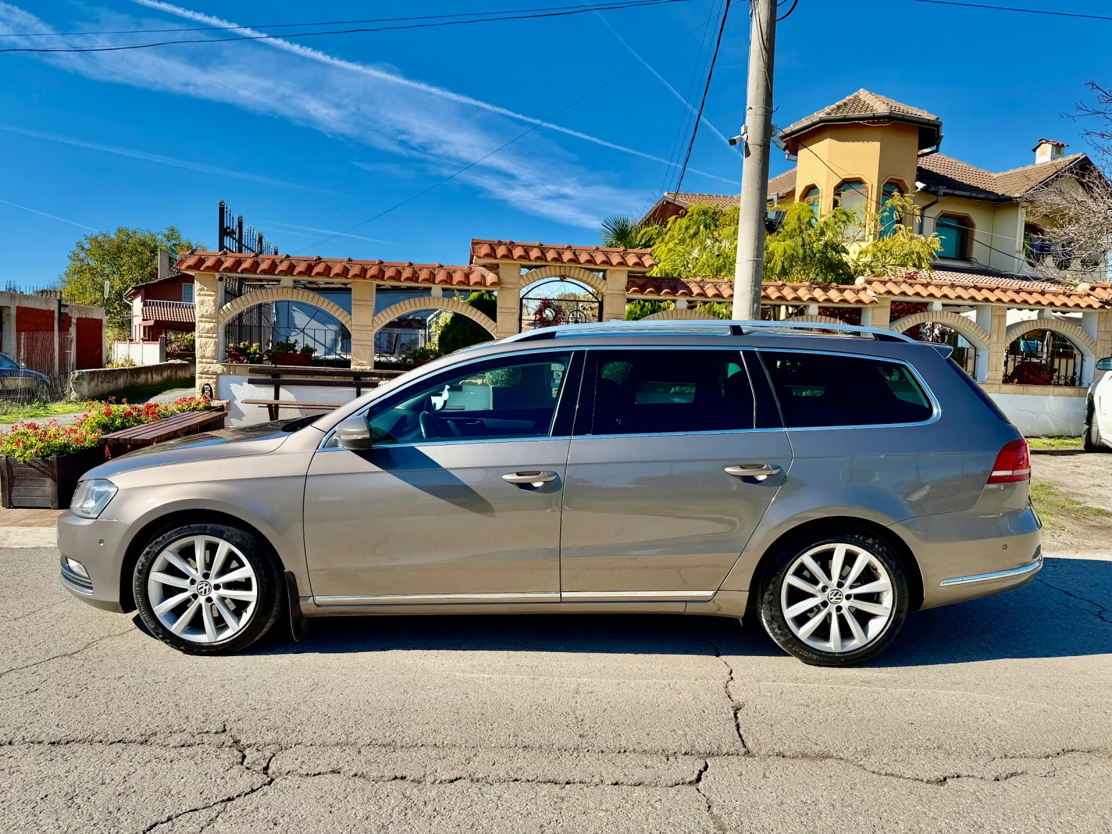 VW Passat 2.0TDI DSG - сервизна история, обслужен - изображение 6