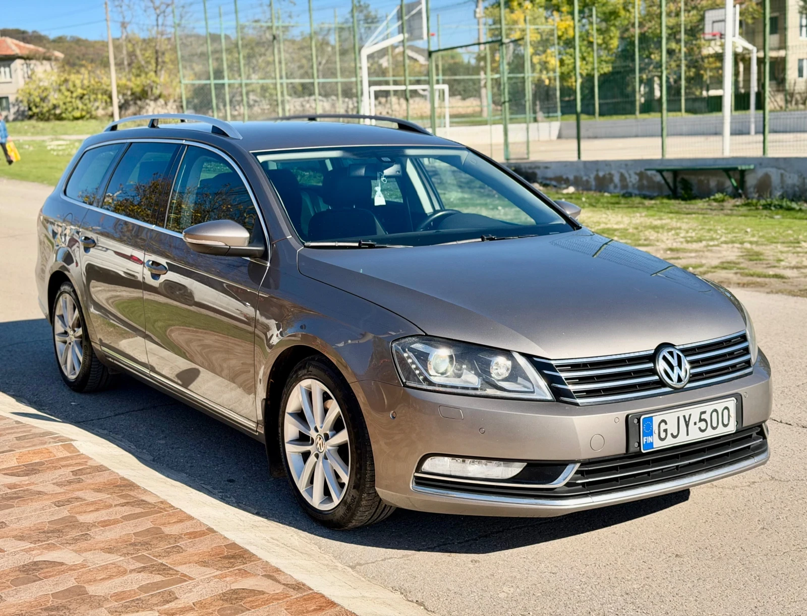 VW Passat 2.0TDI DSG - сервизна история, обслужен - изображение 5