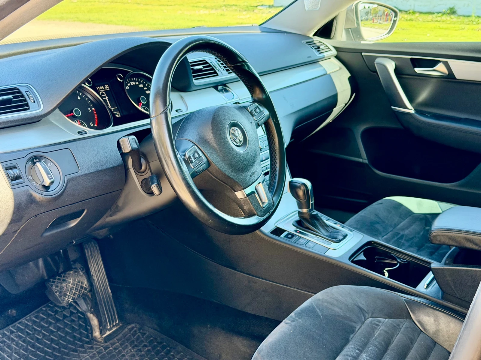 VW Passat 2.0TDI DSG - сервизна история, обслужен - изображение 10