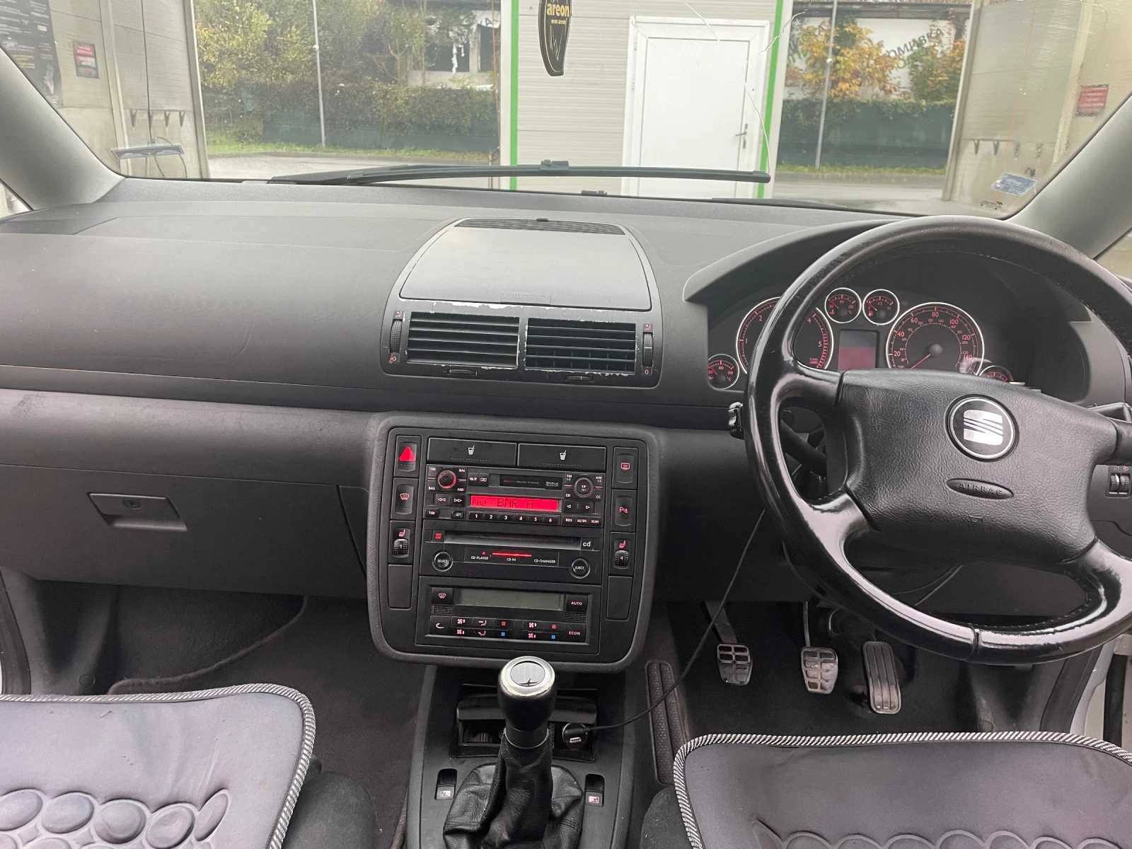 Seat Alhambra  - изображение 8