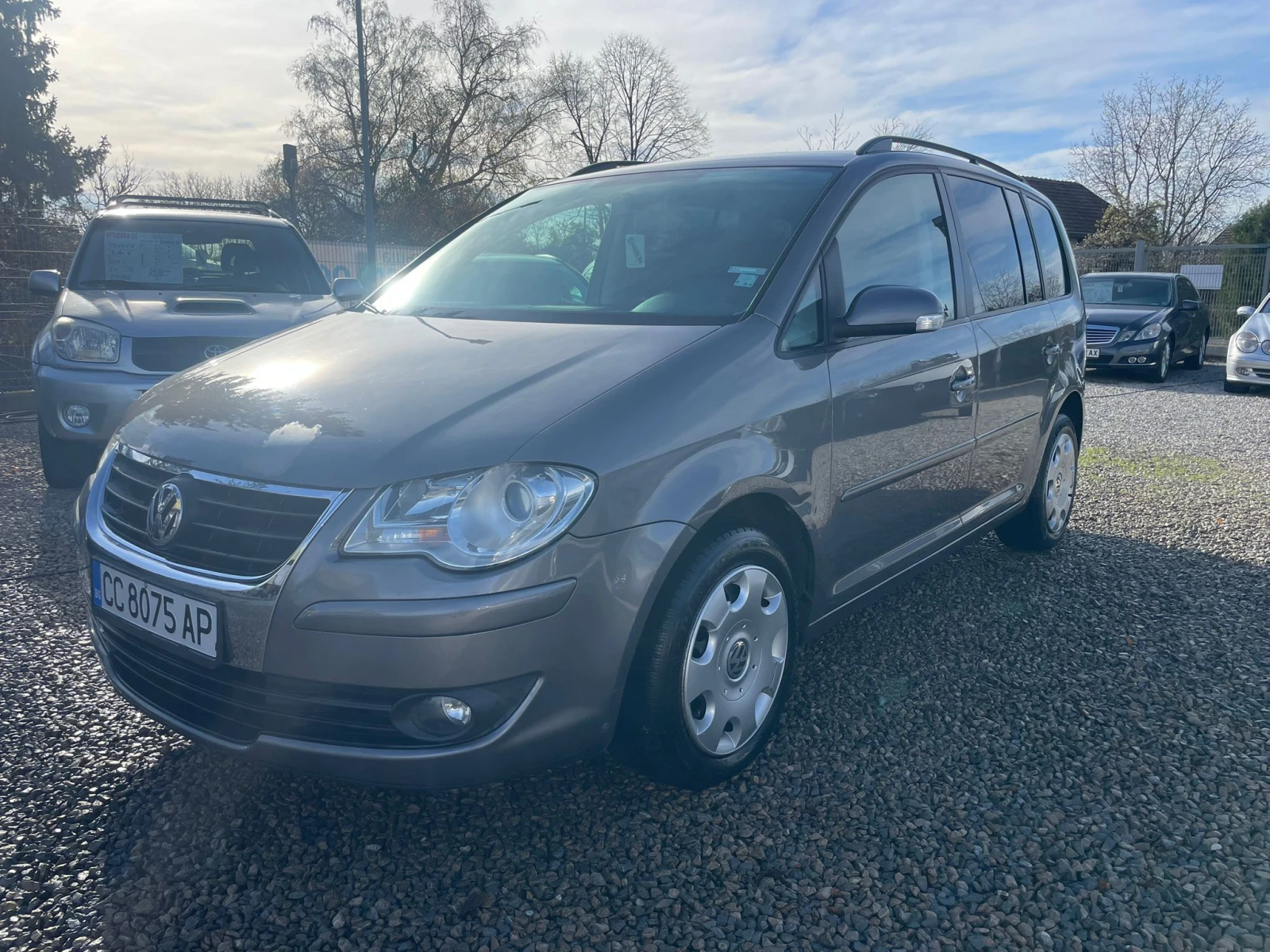 VW Touran /ВЪНШНИ ЗАБЕЛЕЖКИ, МЕХАНИКА ОК, 7 МЕСТА - изображение 3