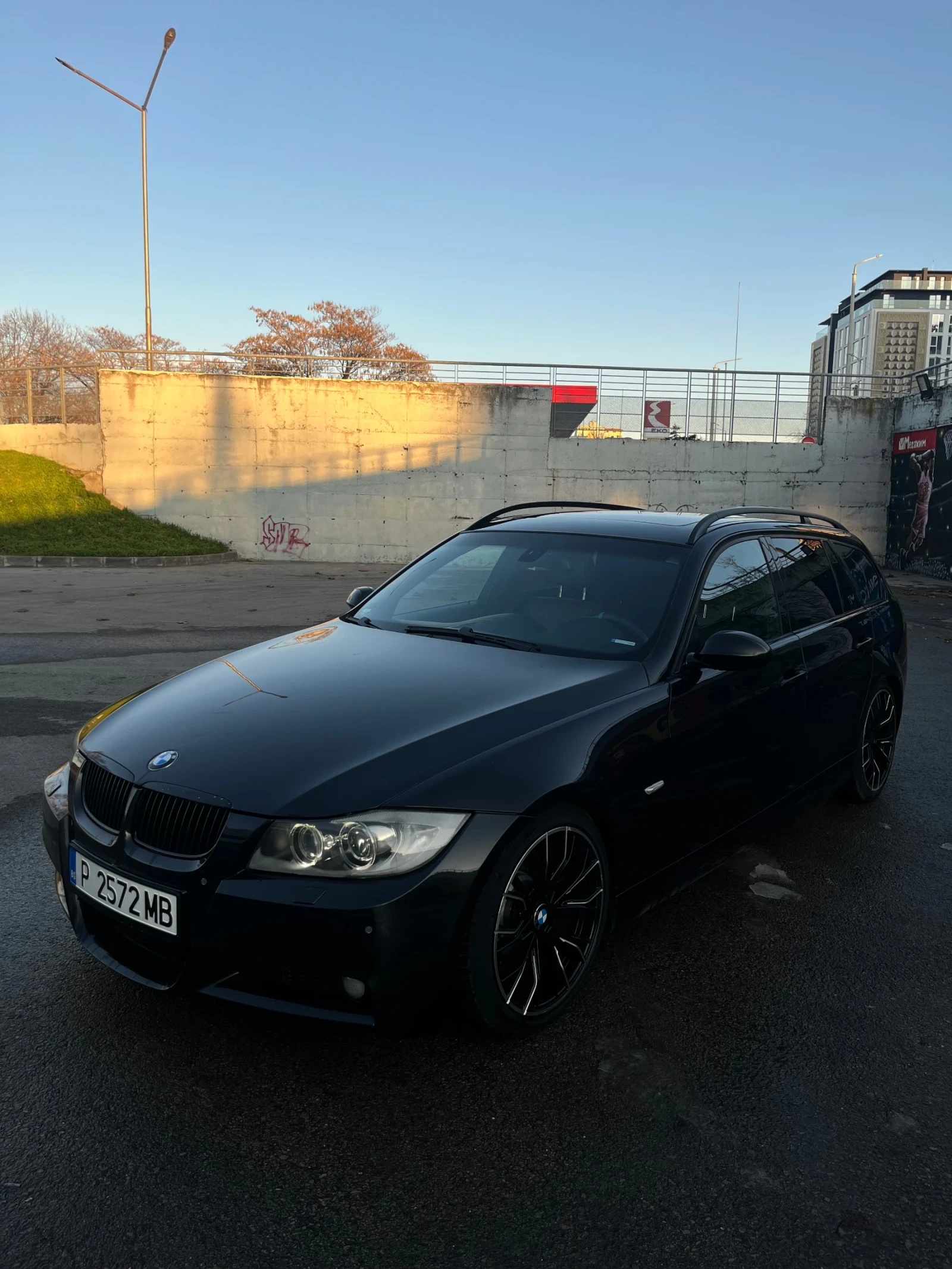 BMW 330  - изображение 2