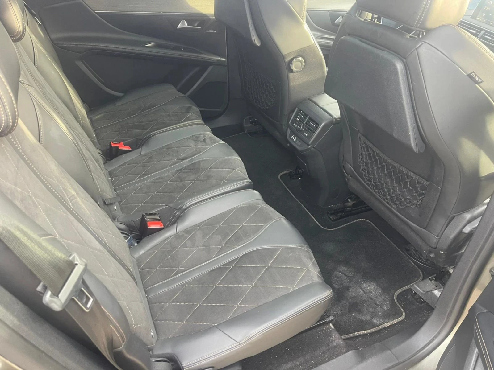 Peugeot 5008 2. 0 GT BlueHDi 181 S&S EAT6 - изображение 4