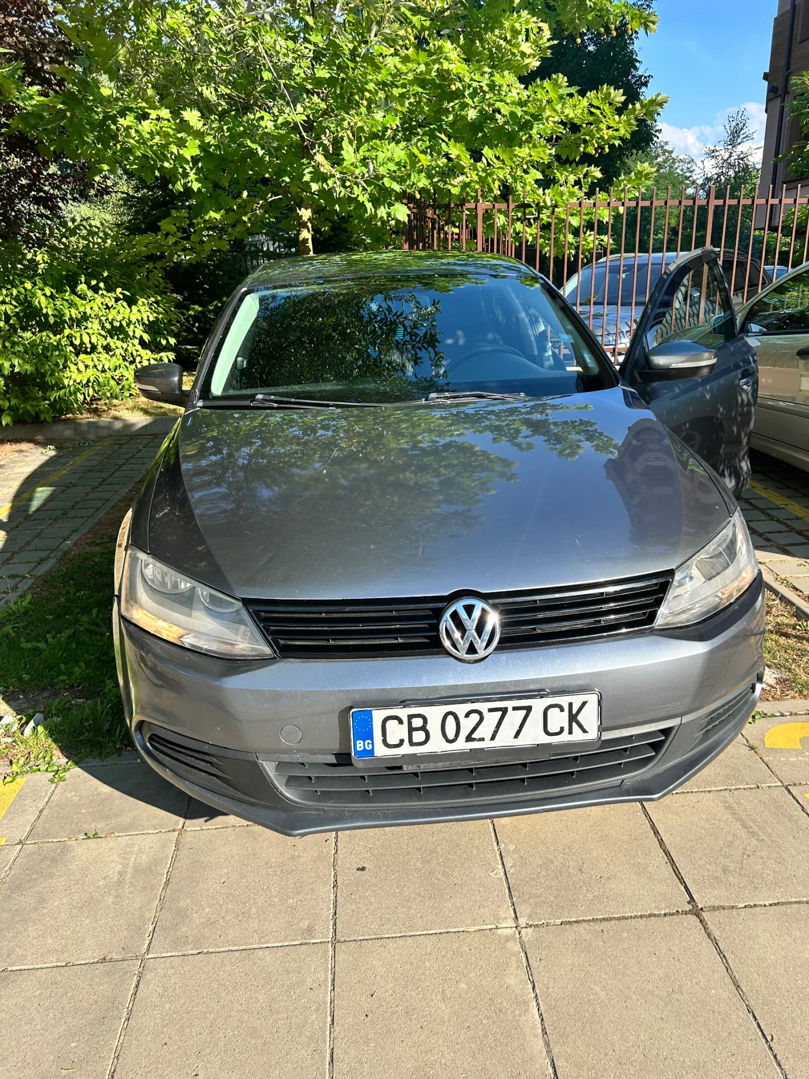 VW Jetta 2.5 SE | Mobile.bg � ����������� 1