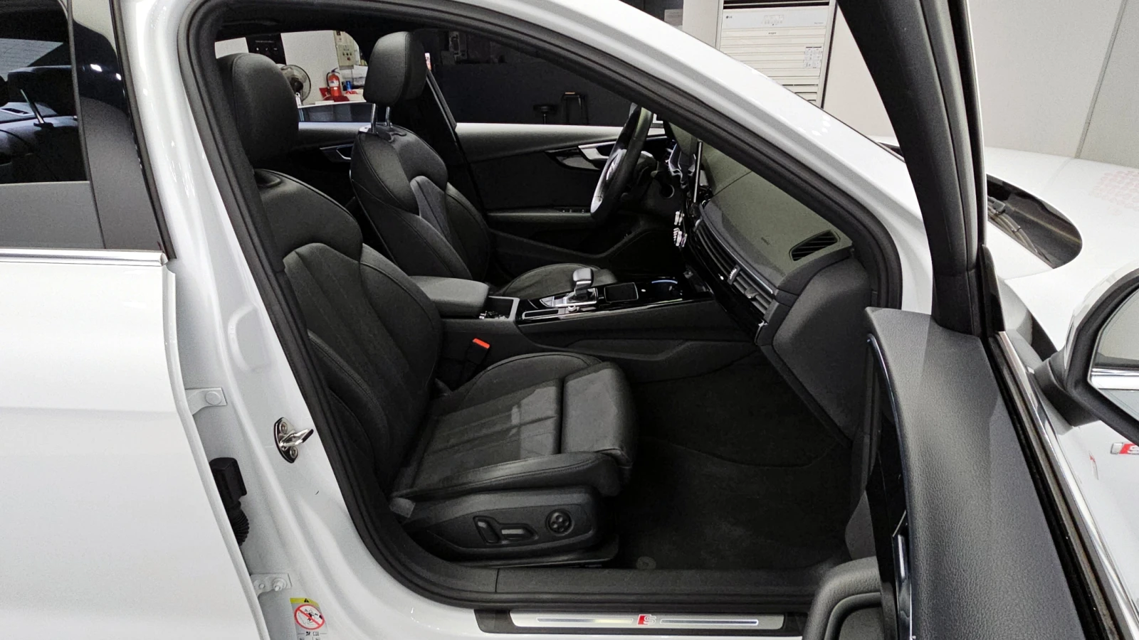 Audi A4 35TDI/Пълна сервизна история !!! - изображение 8