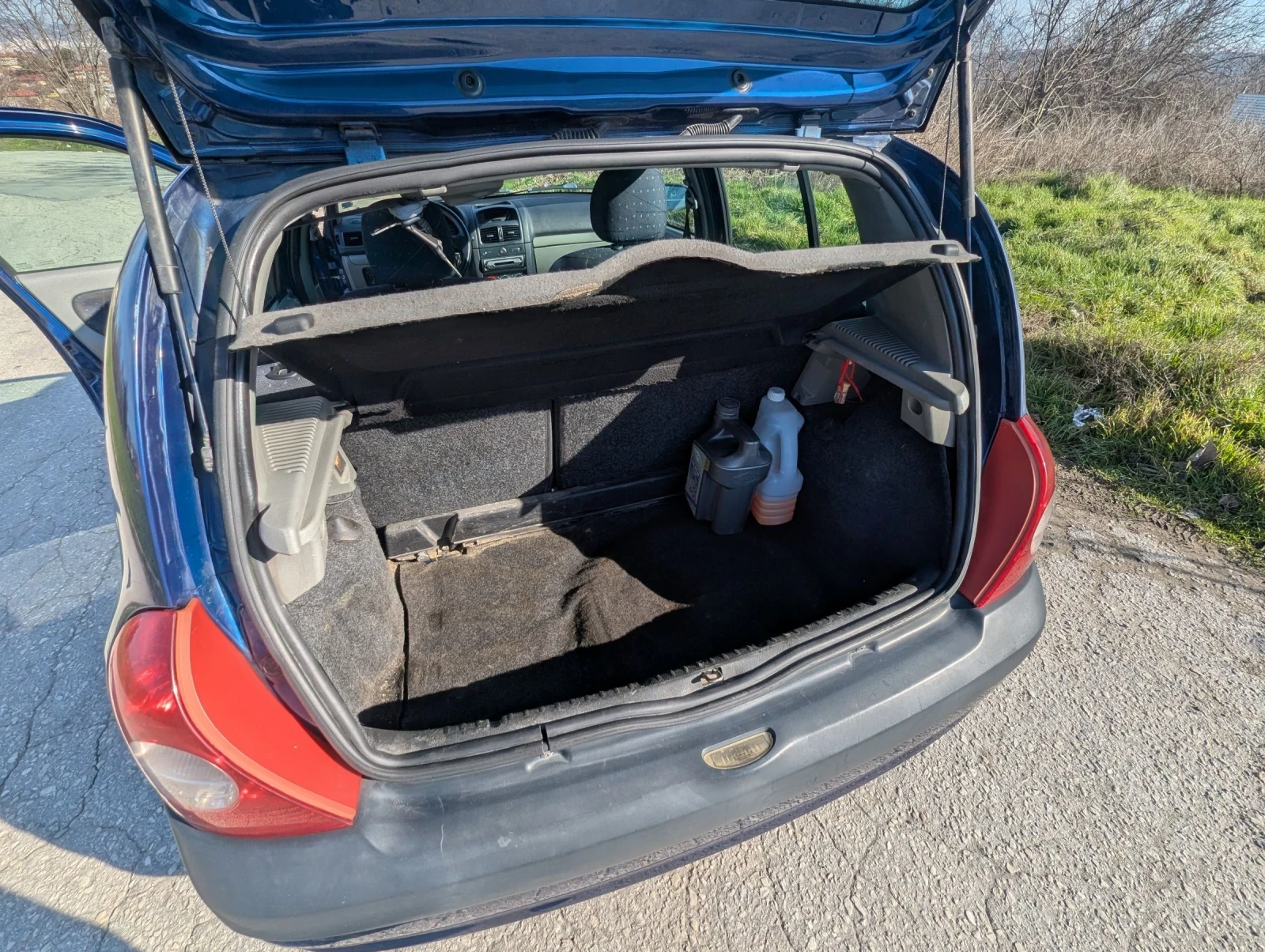 Renault Clio 1.5dci 65hp, снимка 17 - Автомобили и джипове - 53803227