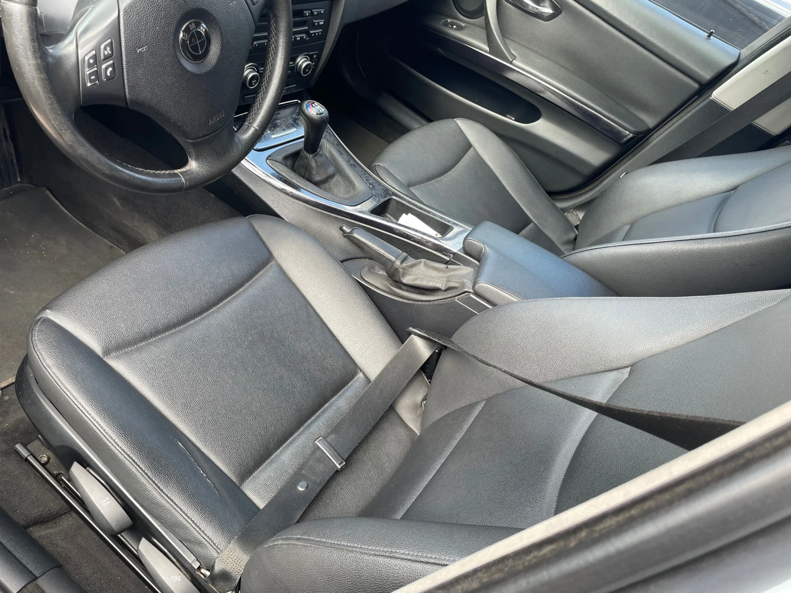 BMW 320 2.0 177 ks face 2010, снимка 6 - Автомобили и джипове - 54144741