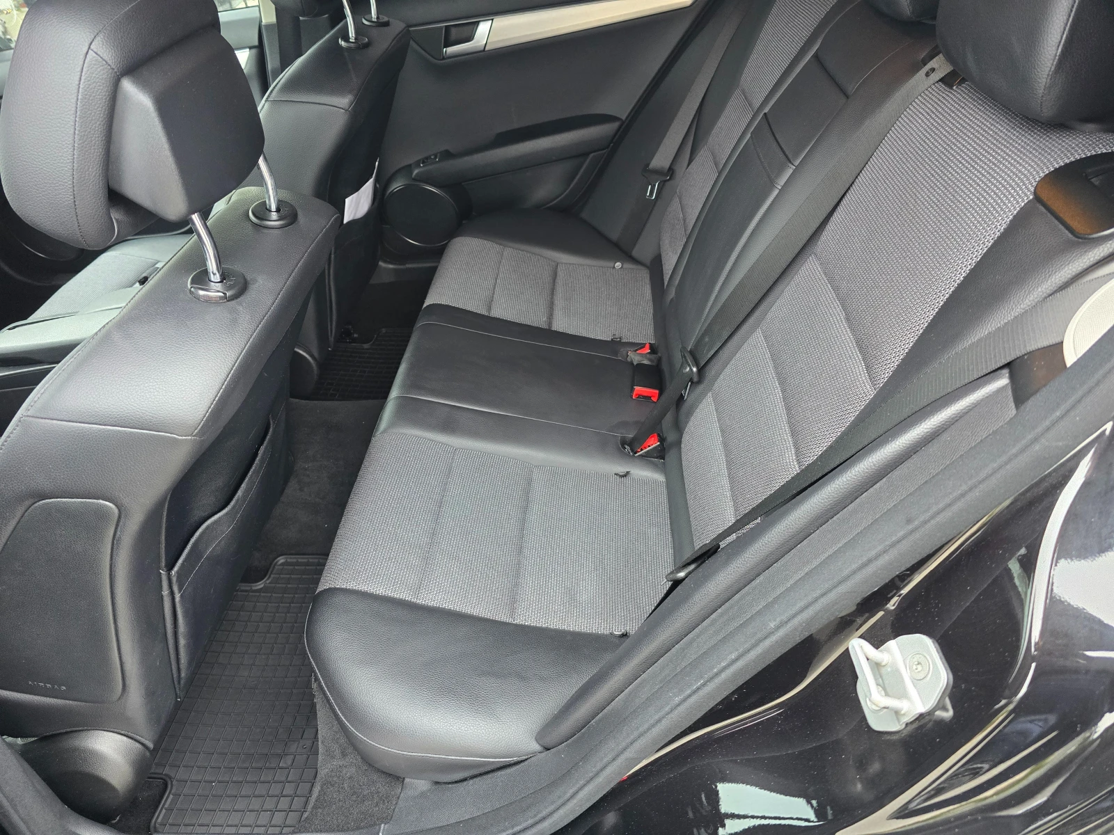 Mercedes-Benz C 220 CDI  /FACE/LED/AVT/NAVI/, снимка 13 - Автомобили и джипове - 54167386