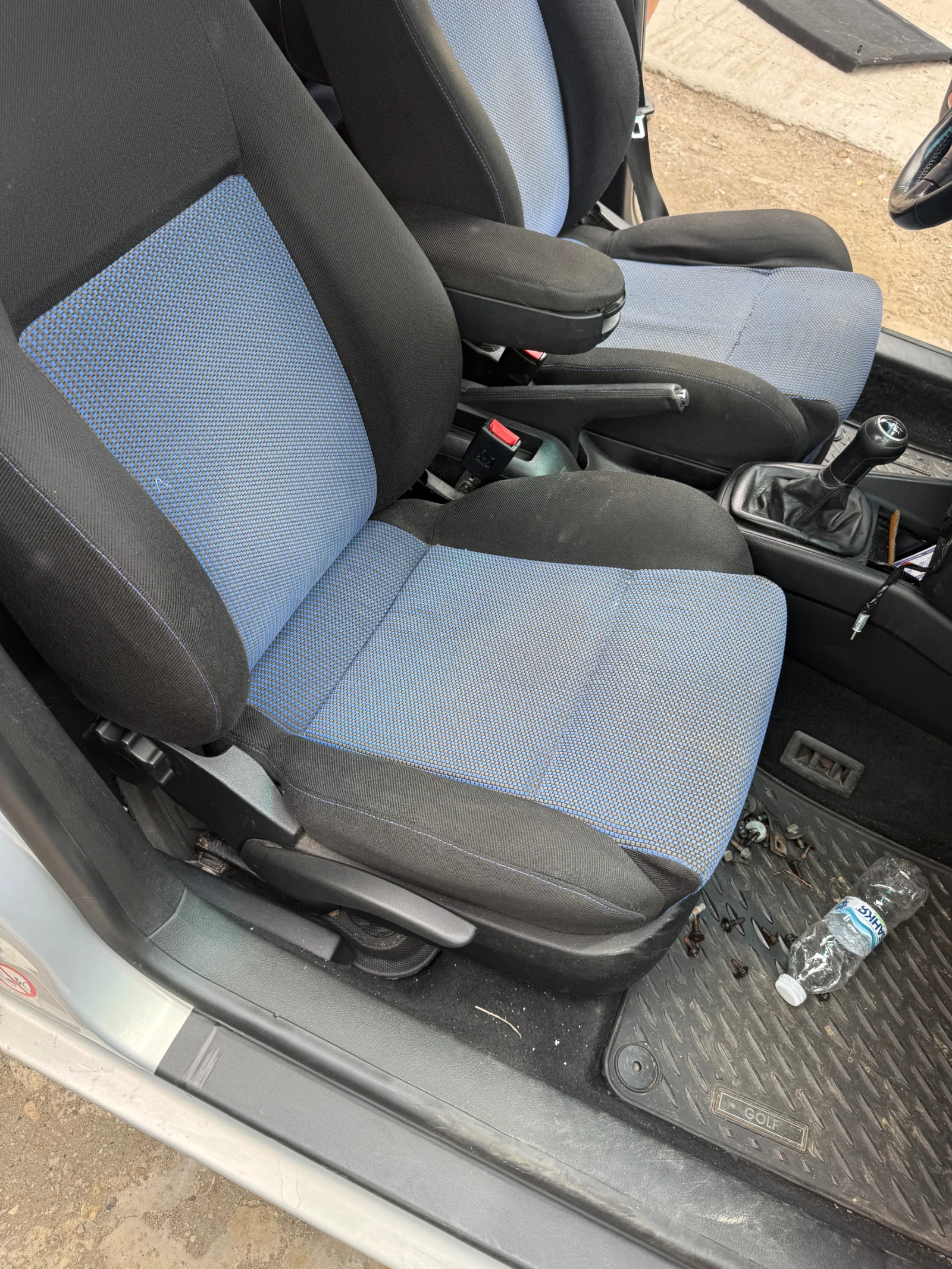 VW Golf Голф 4, снимка 3 - Автомобили и джипове - 54632034
