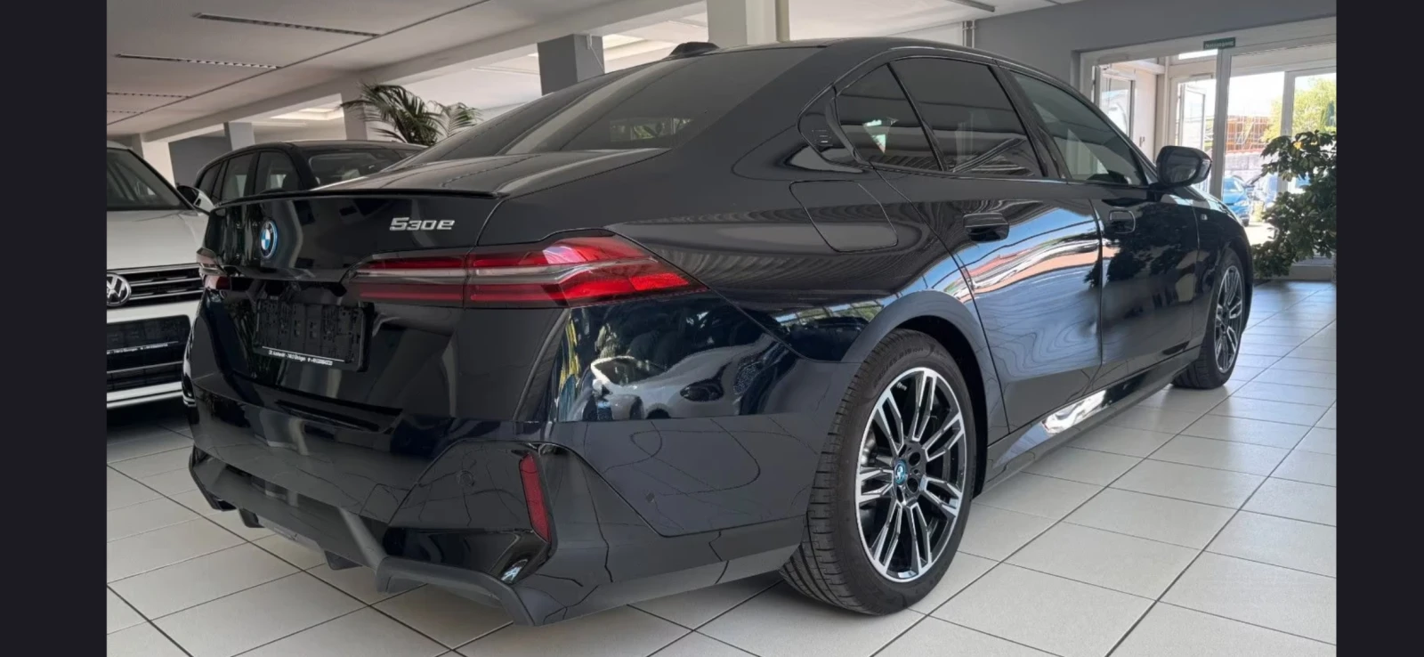 BMW 530E Msport/Kam/PANO/Shadow Line/Full..!! 11 хил.км.!!!, снимка 5 - Автомобили и джипове - 55138496