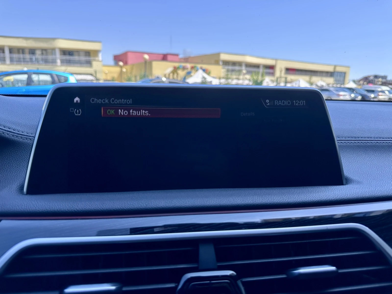 BMW 730 xDrive M sport HuD Massage Softclose, снимка 16 - Автомобили и джипове - 55456446