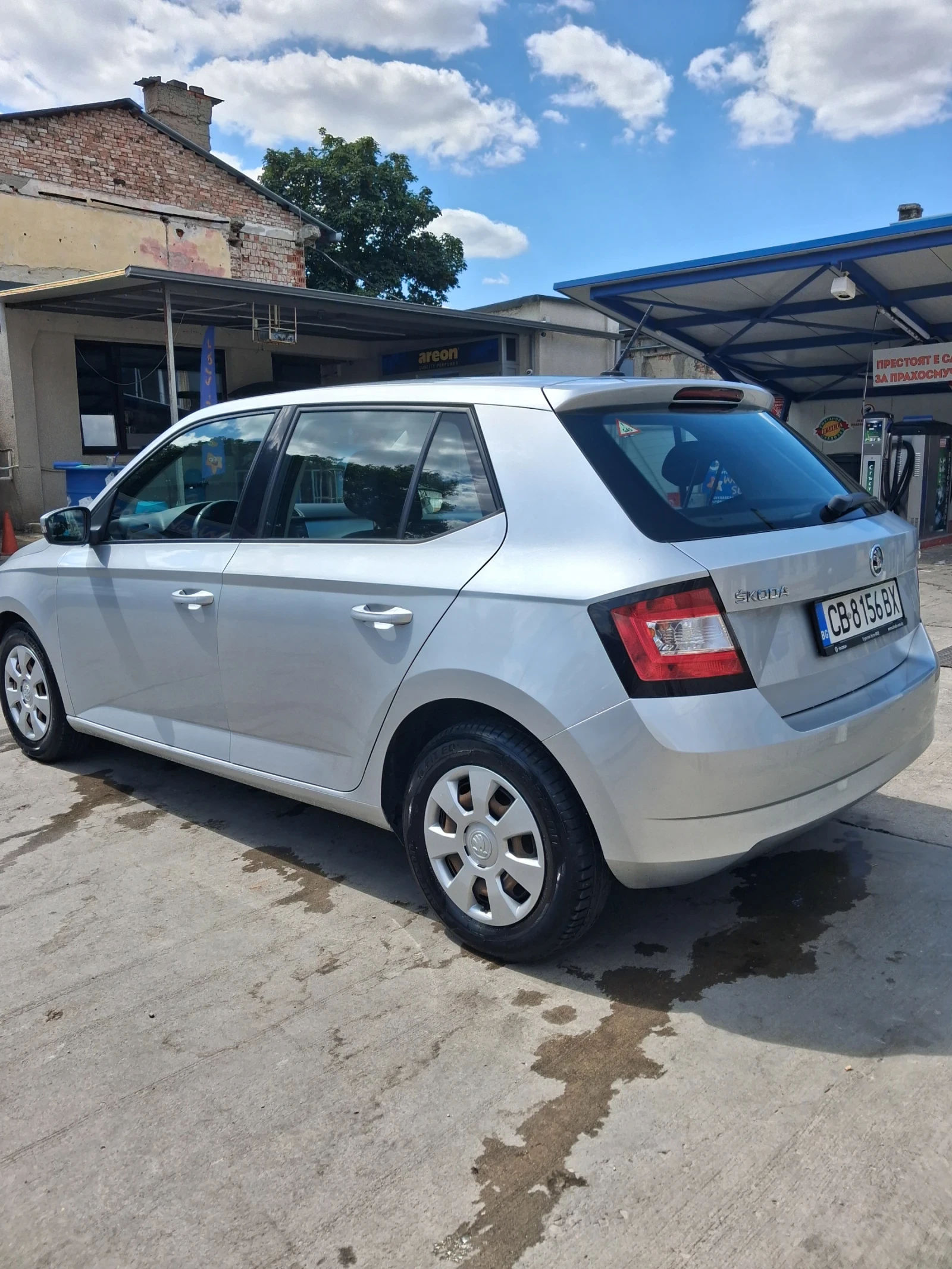 Skoda Fabia, снимка 3 - Автомобили и джипове - 55479309