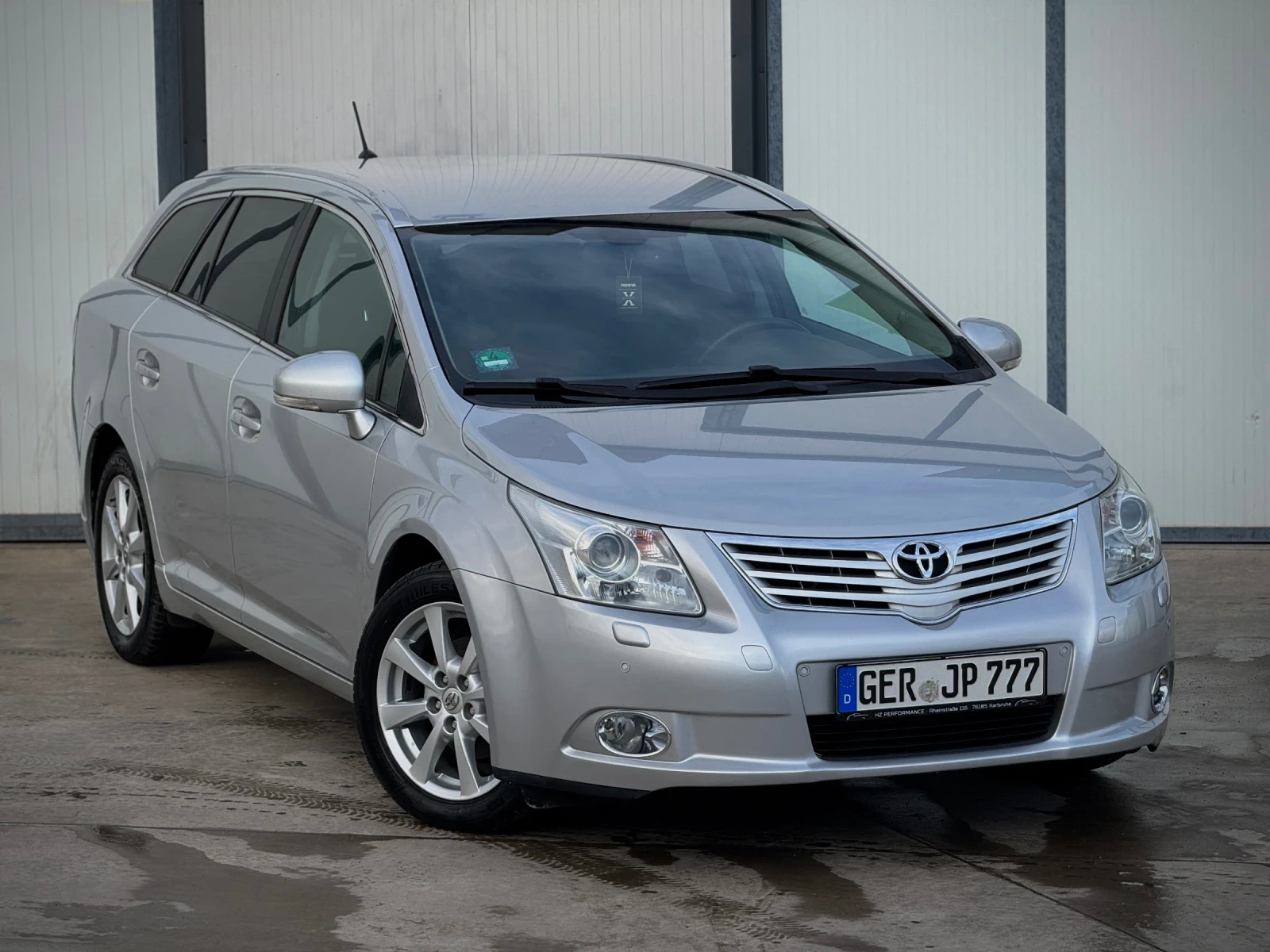 Toyota Avensis 2.0 Executive/Keyless/Камера/Адаптивни Фарове