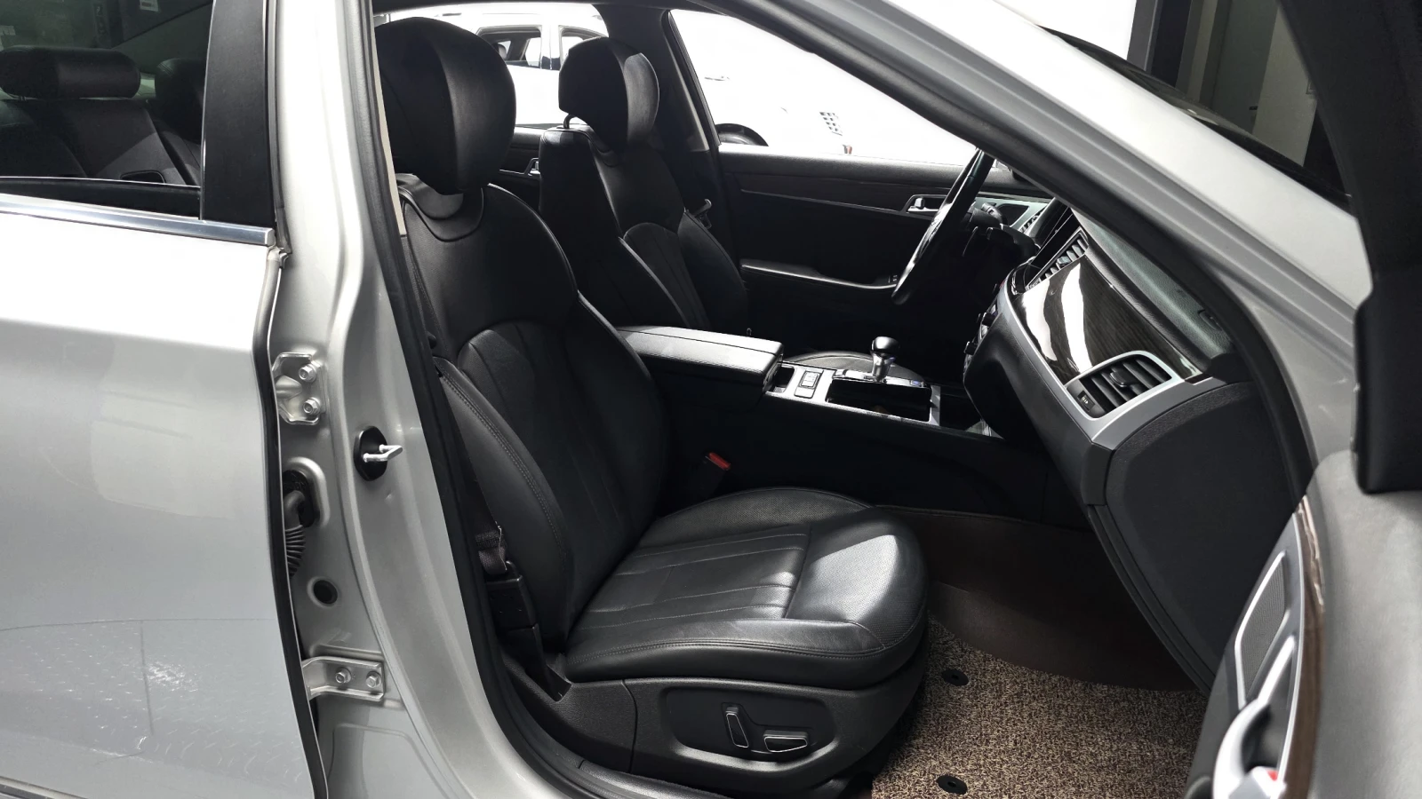 Genesis G80 3.3 BLIND SPOT ������ ����* encareu.com | Mobile.bg � ����������� 11