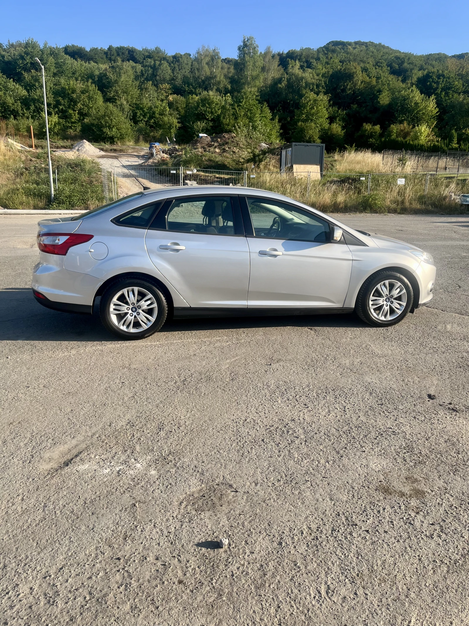Ford Focus 1.0I 101k.c Eco-Boost, снимка 7 - Автомобили и джипове - 55618885