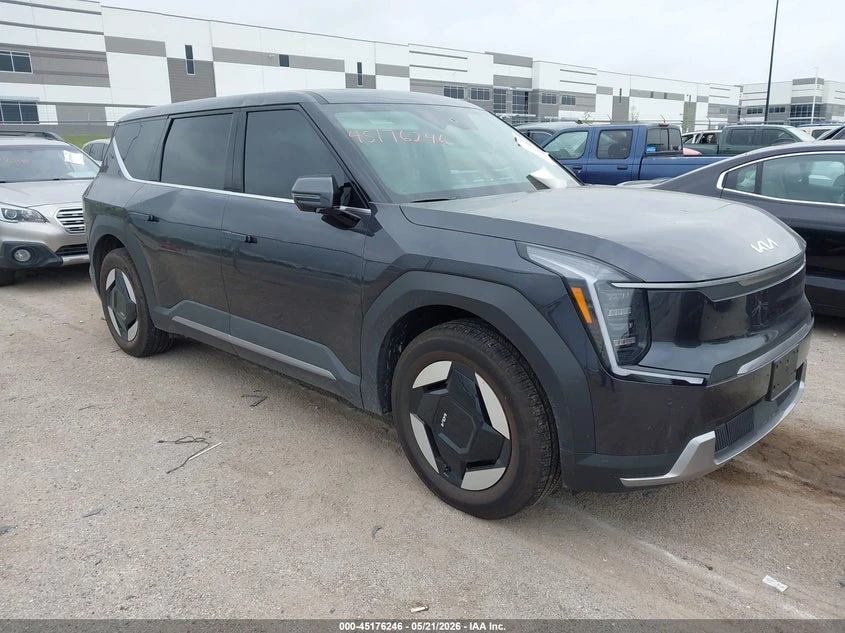 Kia EV9 Light Long Range