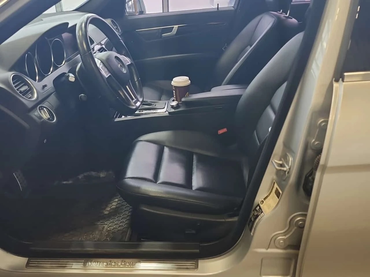 Mercedes-Benz C 350  ЦЕНА ДО БЪЛГАРИЯ / АВТОКРЕДИТ , снимка 9 - Автомобили и джипове - 55628297