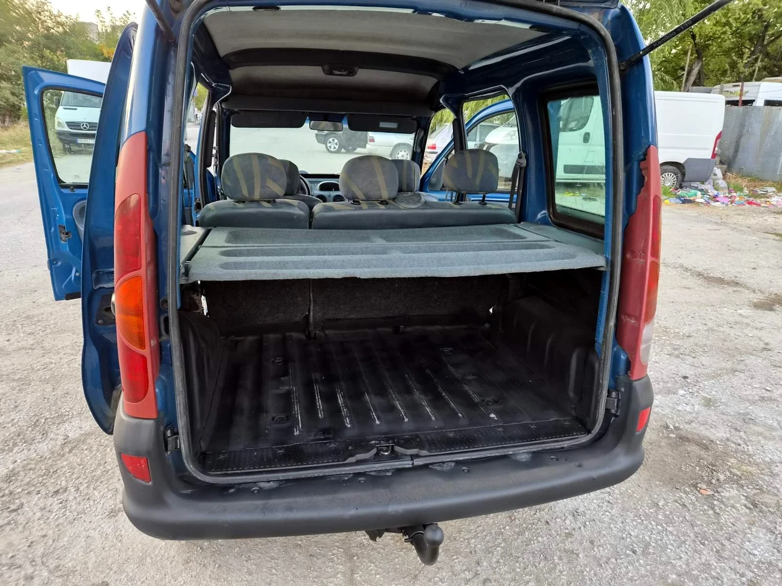Renault Kangoo 1.9DTI. + КЛИМА., снимка 6 - Автомобили и джипове - 56372784