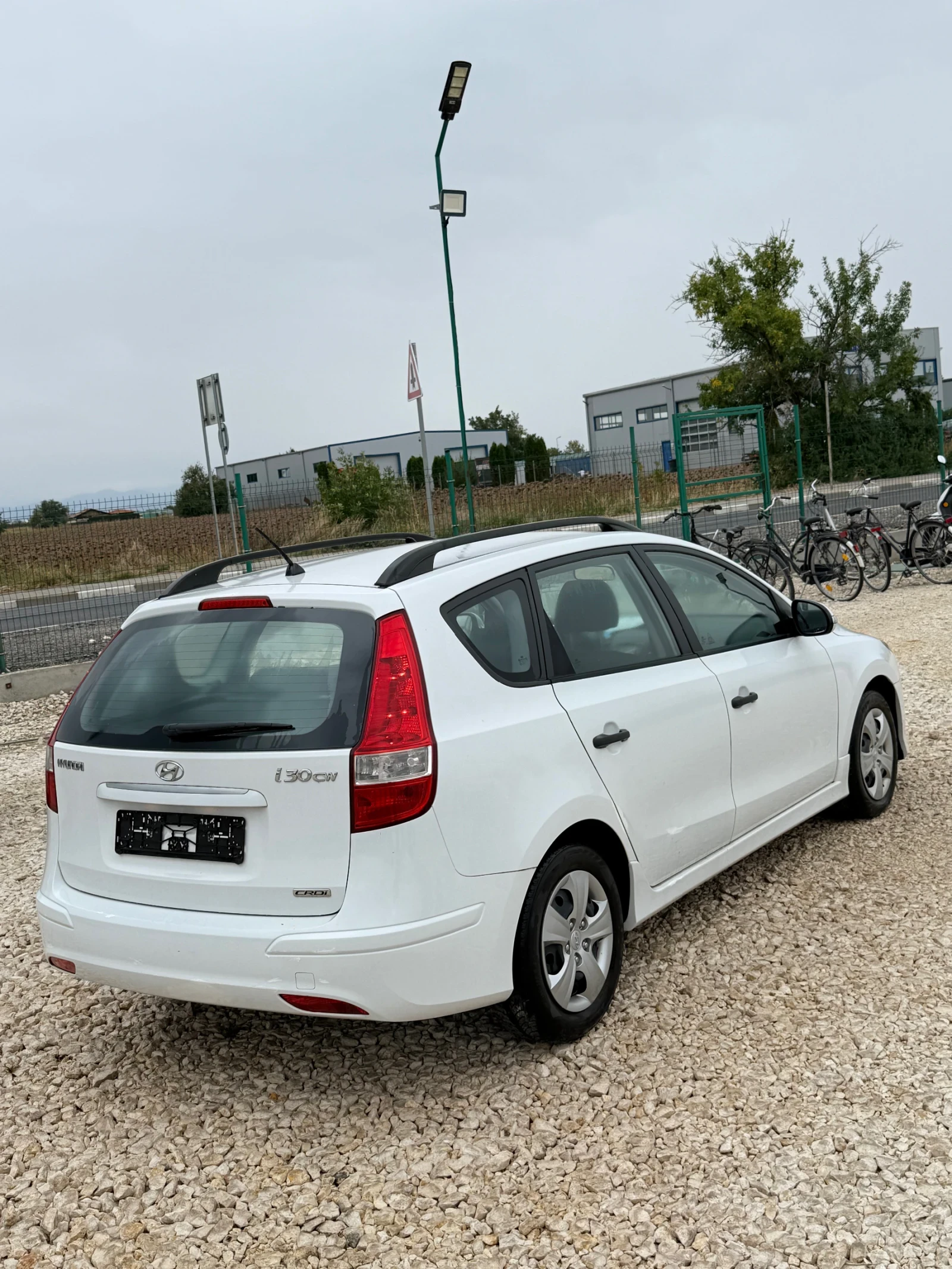 Hyundai I30 1.6 d, снимка 6 - Автомобили и джипове - 56722095