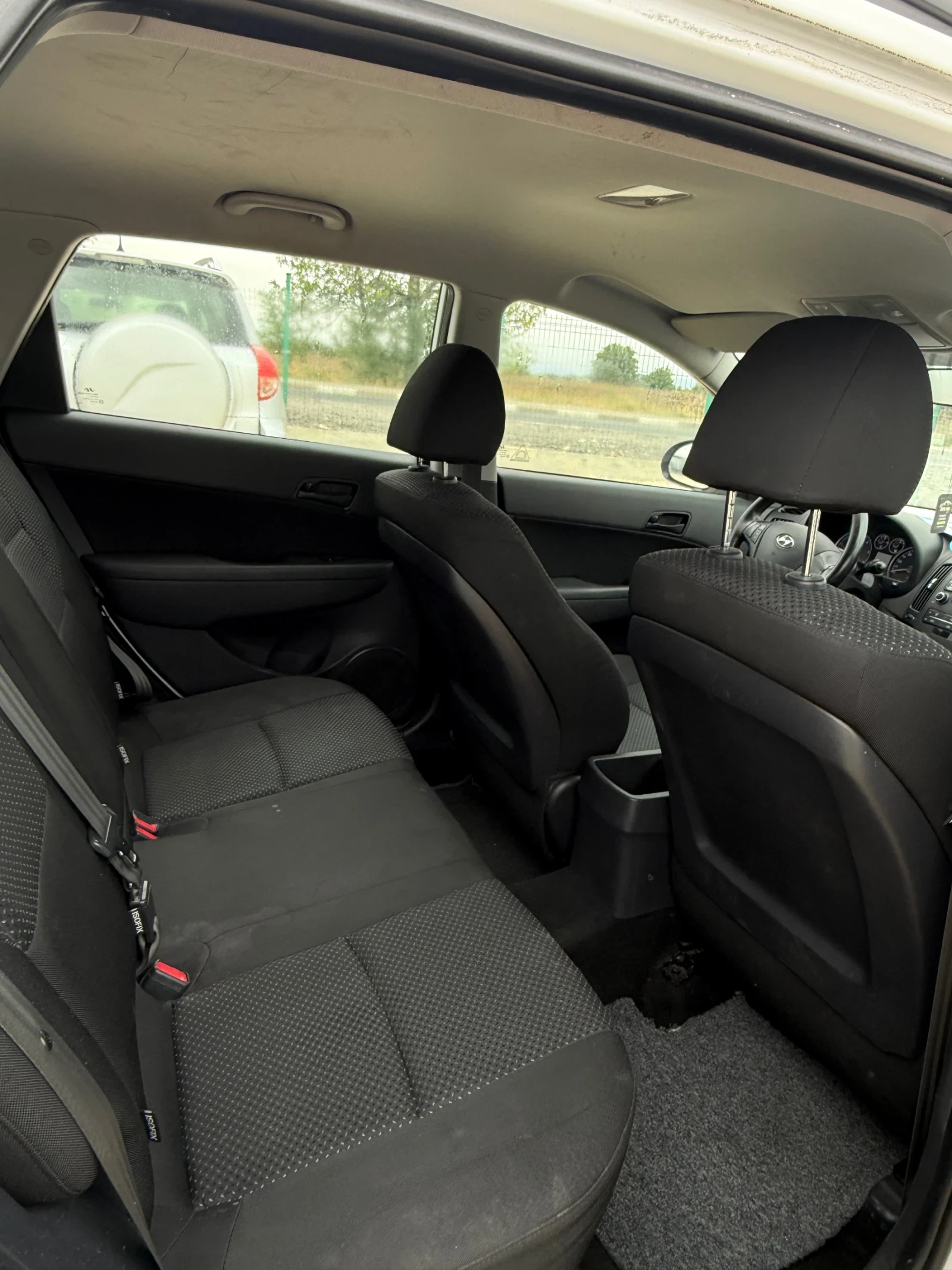 Hyundai I30 1.6 d, снимка 4 - Автомобили и джипове - 56722095