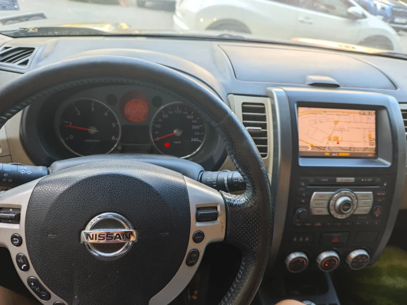 Nissan X-trail, снимка 3 - Автомобили и джипове - 51252625