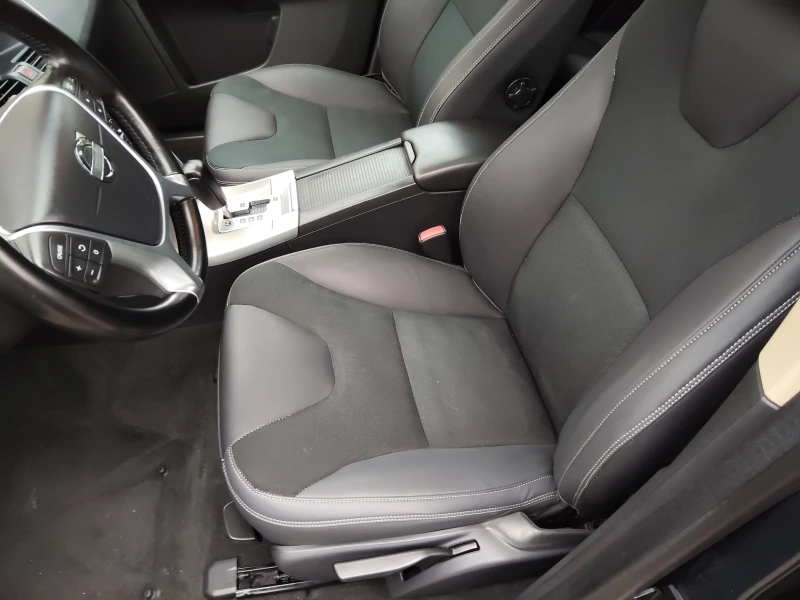Volvo XC60 2, 4d 176ps, снимка 10 - Автомобили и джипове - 52648130
