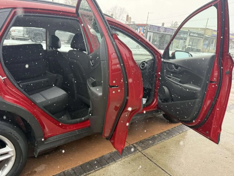 Hyundai Kona * SE * CARFAX * ЦЕНА ДО БГ, снимка 9 - Автомобили и джипове - 53153971