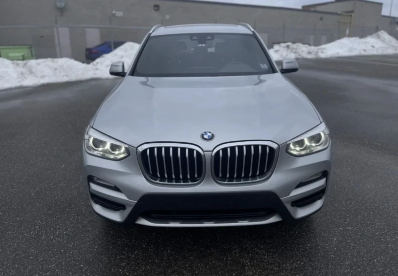 BMW X3 30i * * ЧЕРЕН САЛОН * * КАМЕРА * * МЪРТВА ТОЧКА * , снимка 2 - Автомобили и джипове - 53349407