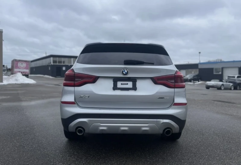 BMW X3 30i * * ЧЕРЕН САЛОН * * КАМЕРА * * МЪРТВА ТОЧКА * , снимка 5 - Автомобили и джипове - 53349407