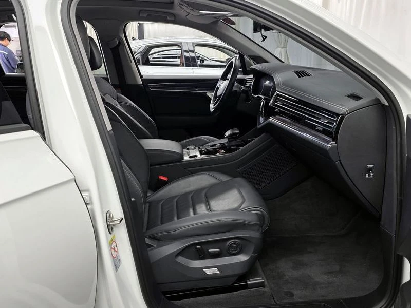 VW Touareg 3.0 TDI Premium| 258�.�.| ���.��������� | Mobile.bg � ����������� 11