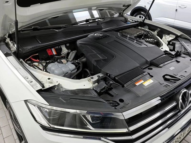 VW Touareg 3.0 TDI Premium| 258�.�.| ���.��������� | Mobile.bg � ����������� 6
