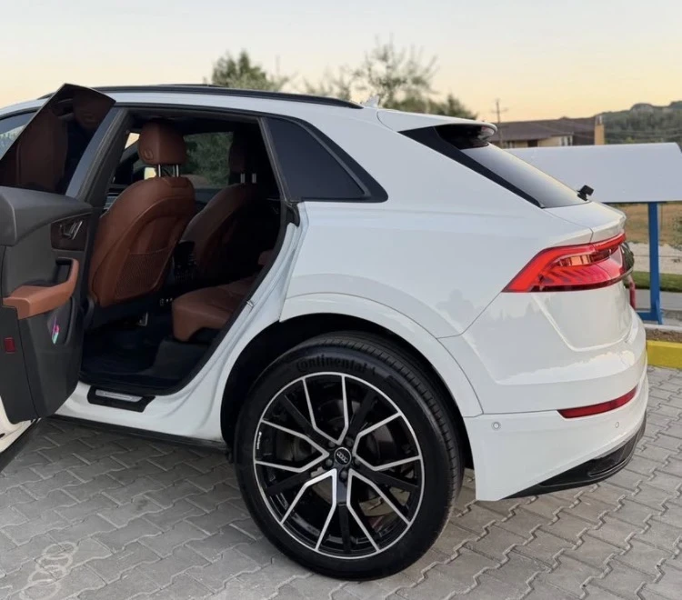 Audi Q8 55TFSI Germany, снимка 7 - Автомобили и джипове - 55797971