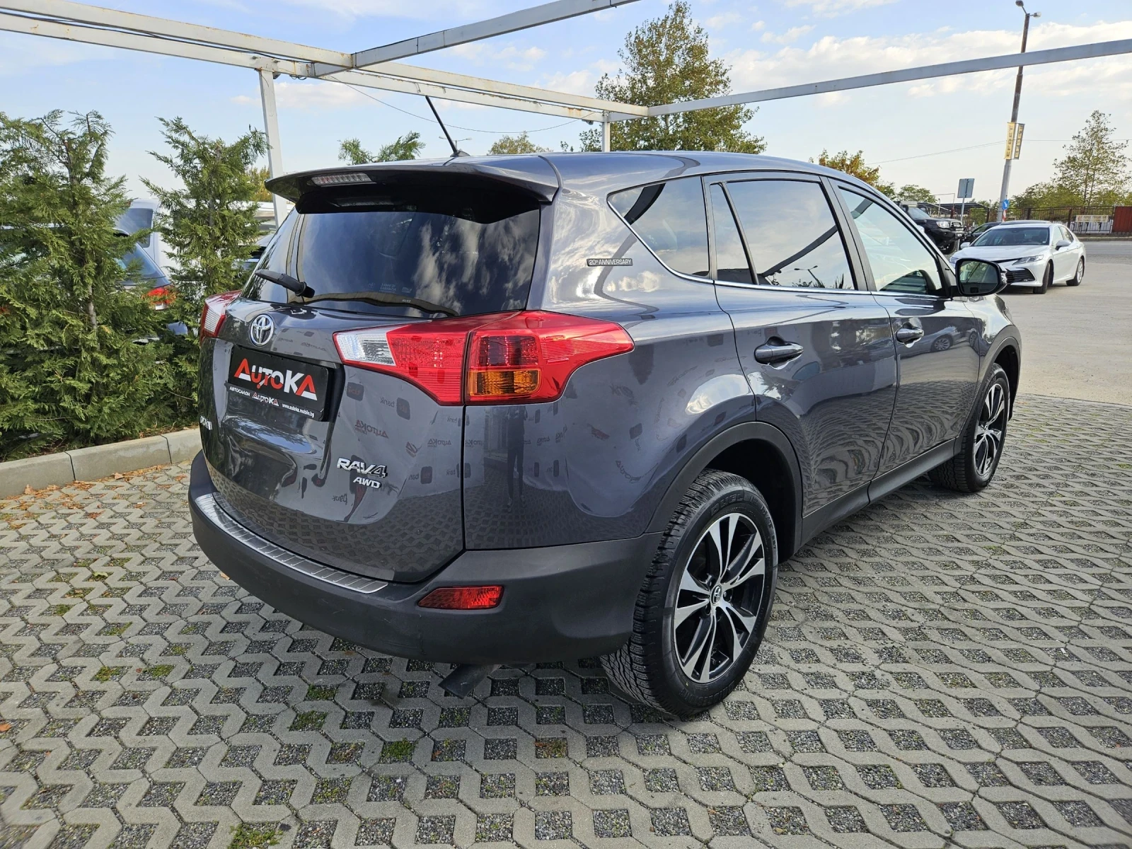 Toyota Rav4 2.0D4d-124кс= 4х4= 6скорости= 20th ANNIVERSARY - изображение 3