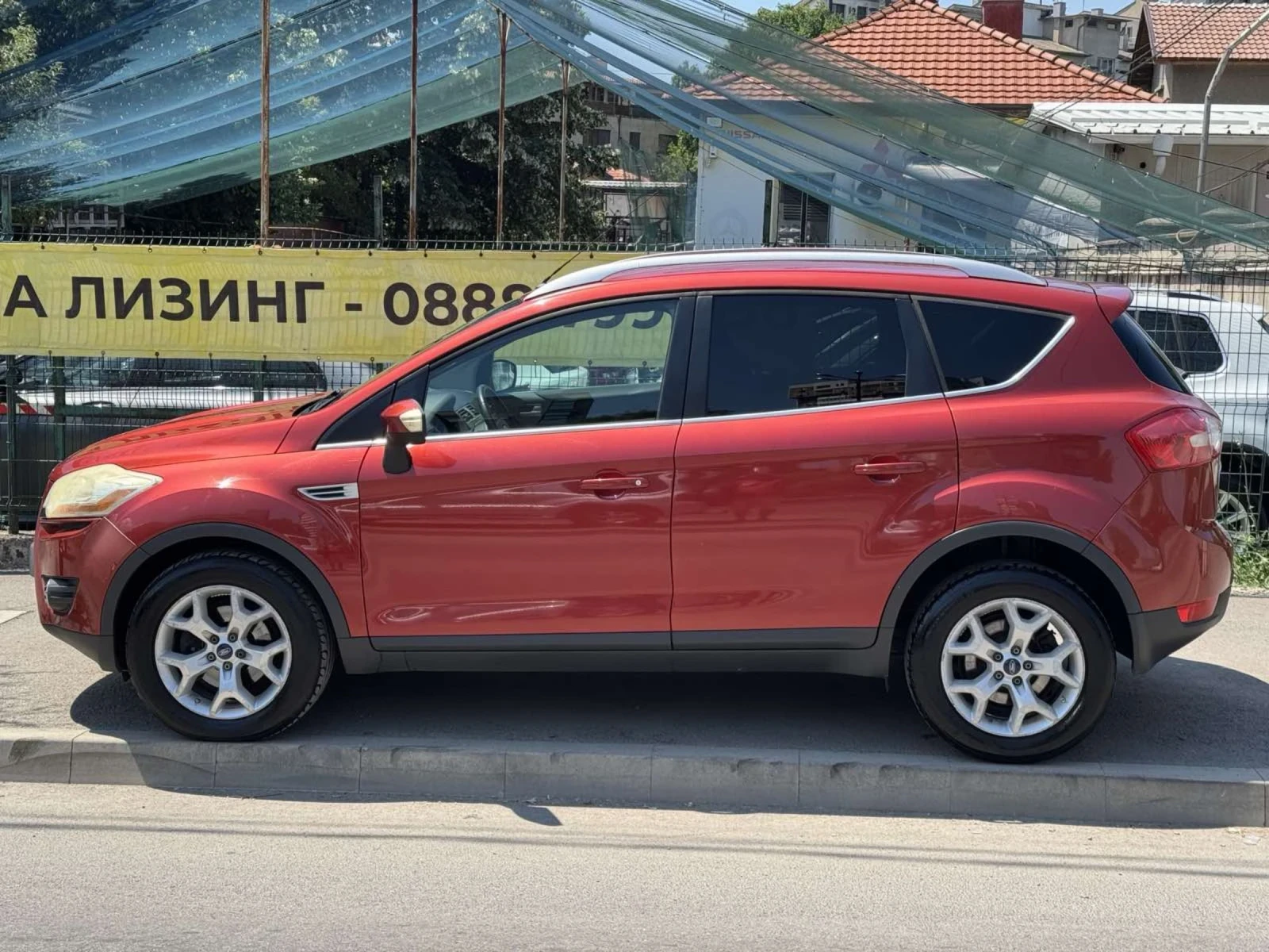 Ford Kuga 2.0D /КУПУВАНА В БГ/ПЪРВИ СОБСТВЕНИК/ РЕАЛНИ КМ  - изображение 6