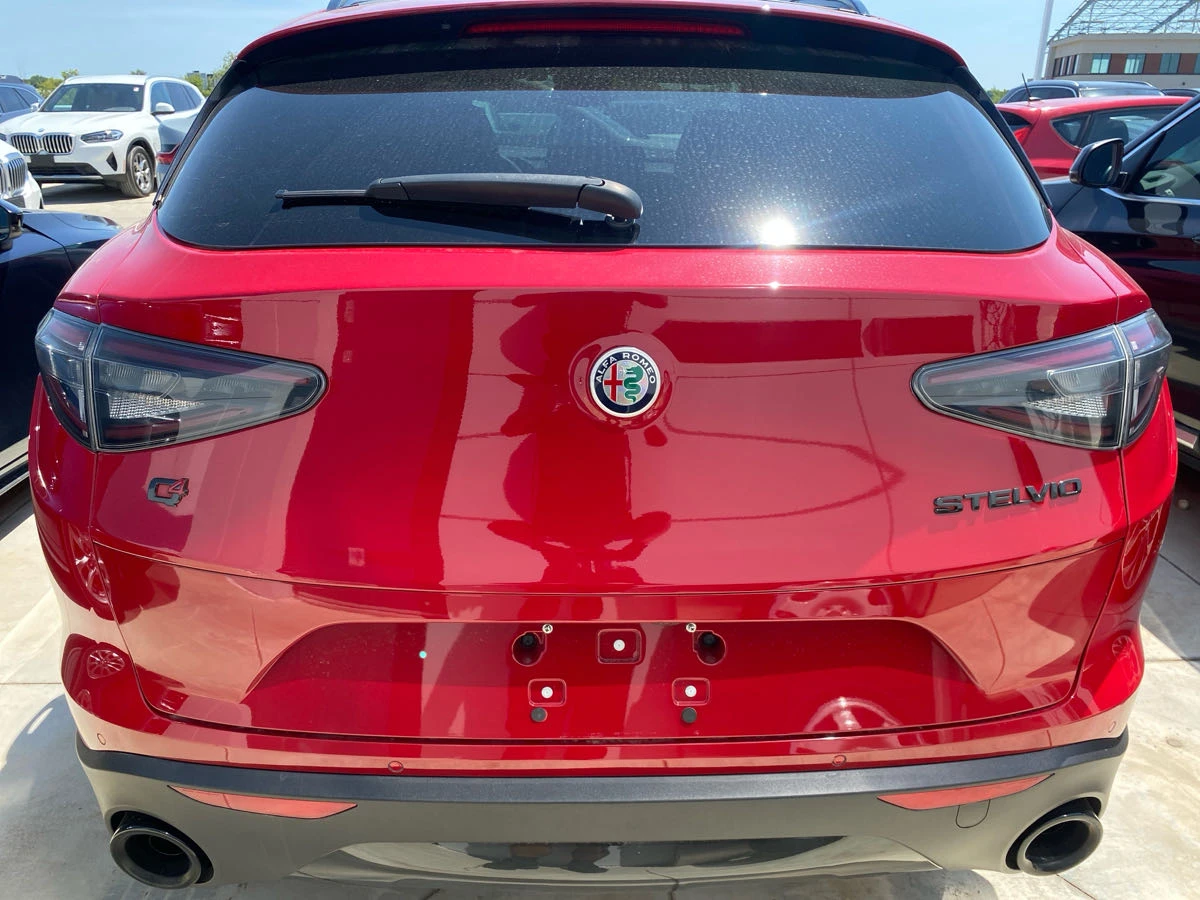 Alfa Romeo Stelvio * Ti * AWD * CARFAX * БЕЗ ПЪРВОНАЧАЛНА ВНОСКА - изображение 6