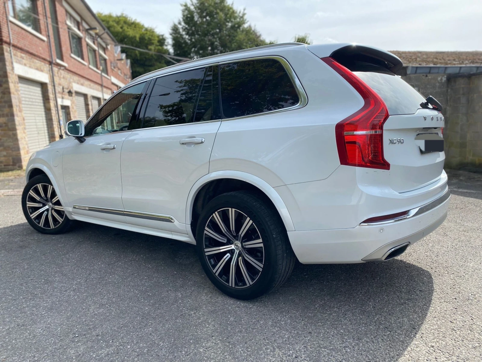 Volvo Xc90 T8 Inscription - AWD - Хибрид  7 места - изображение 4