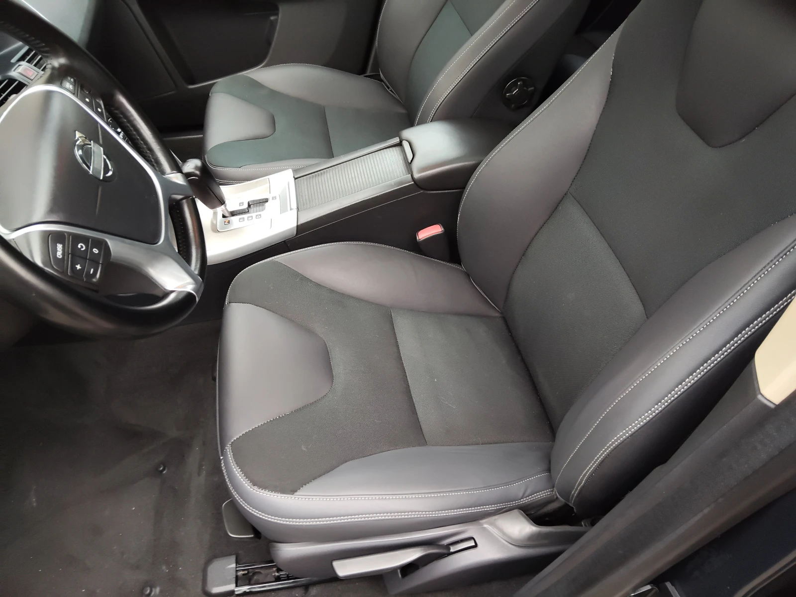 Volvo XC60 2, 4d 176ps - изображение 10