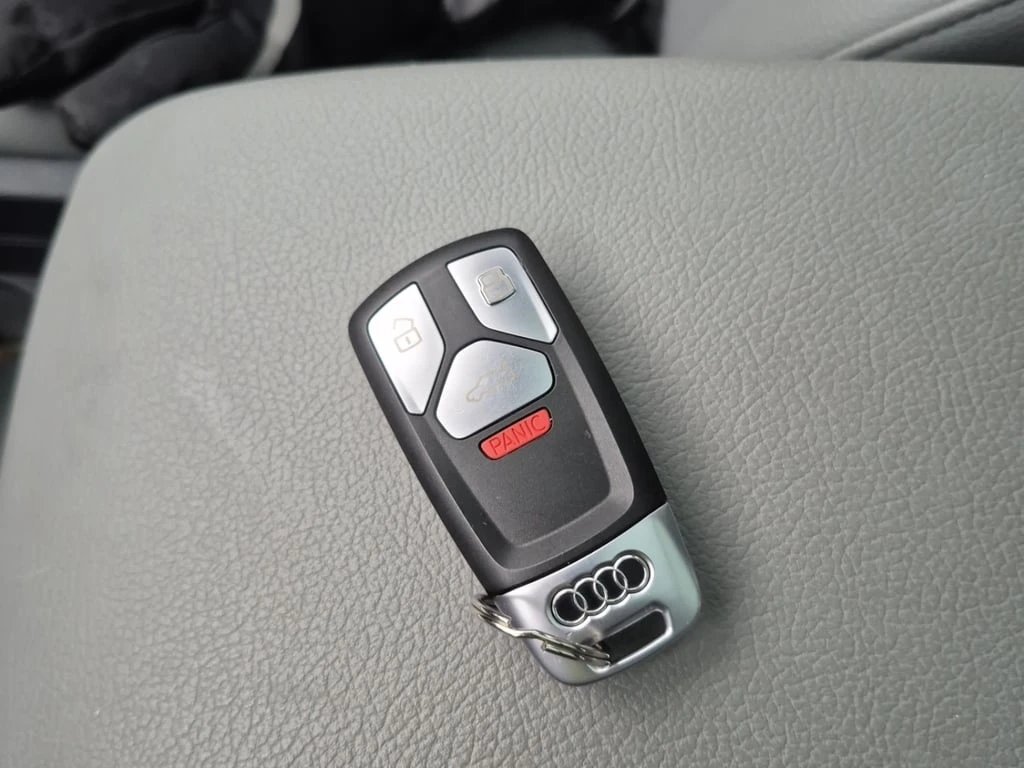 Audi Q5 * PRESTIGE * CARFAX * БЕЗ ПЪРВОНАЧАЛНА ВНОСКА - изображение 8