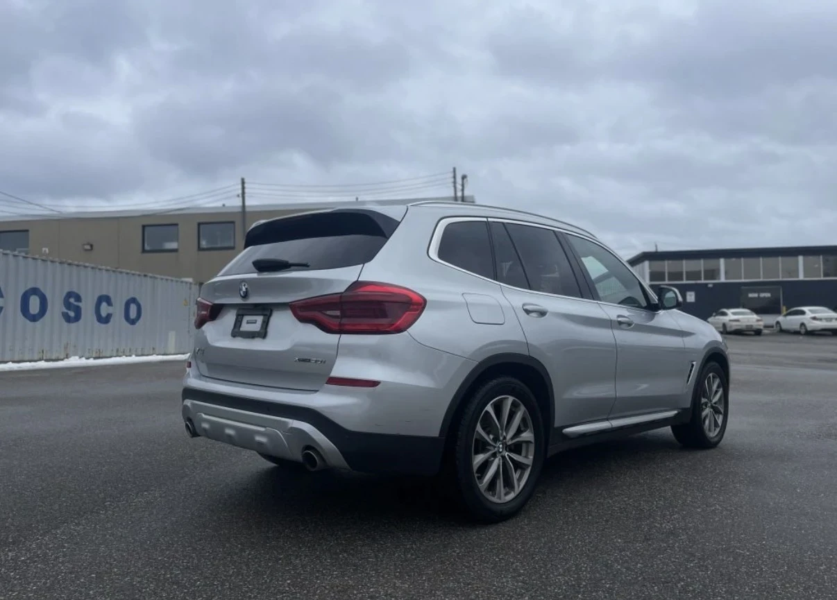 BMW X3 30i * * ЧЕРЕН САЛОН * * КАМЕРА * * МЪРТВА ТОЧКА *  - изображение 4