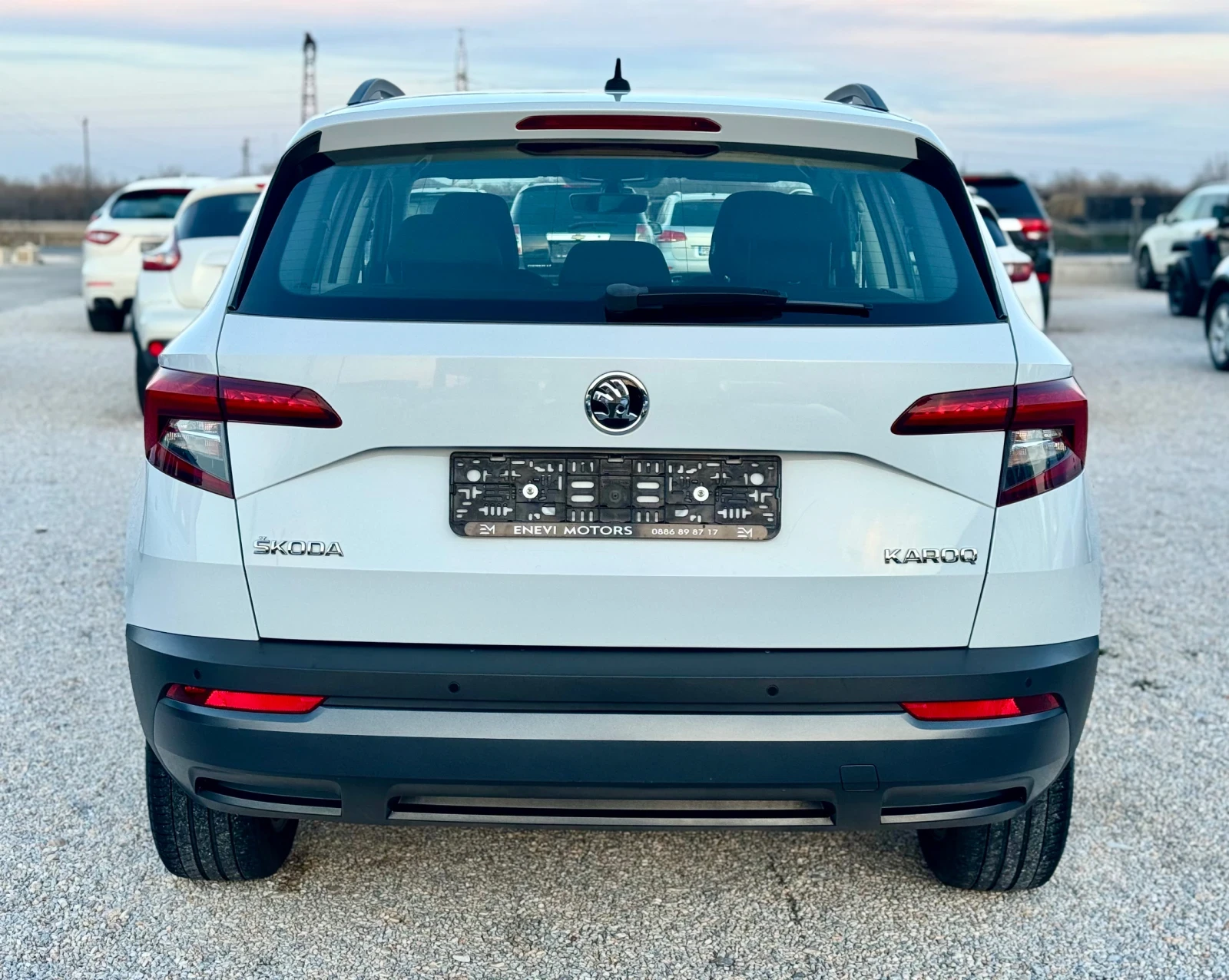 Skoda Karoq 1.6TDI, снимка 5 - Автомобили и джипове - 53770038